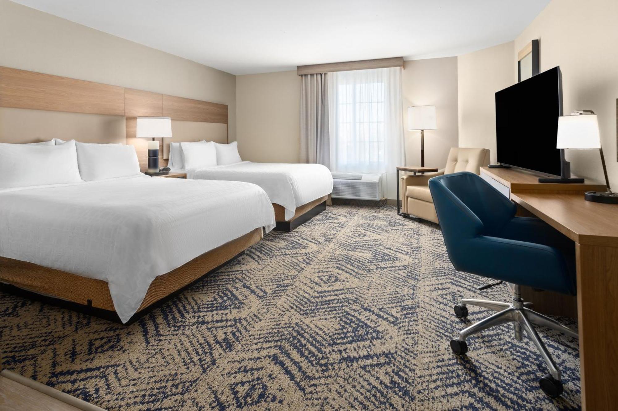 Studio Queen Suite with Two Queen Beds - Communications Accessible