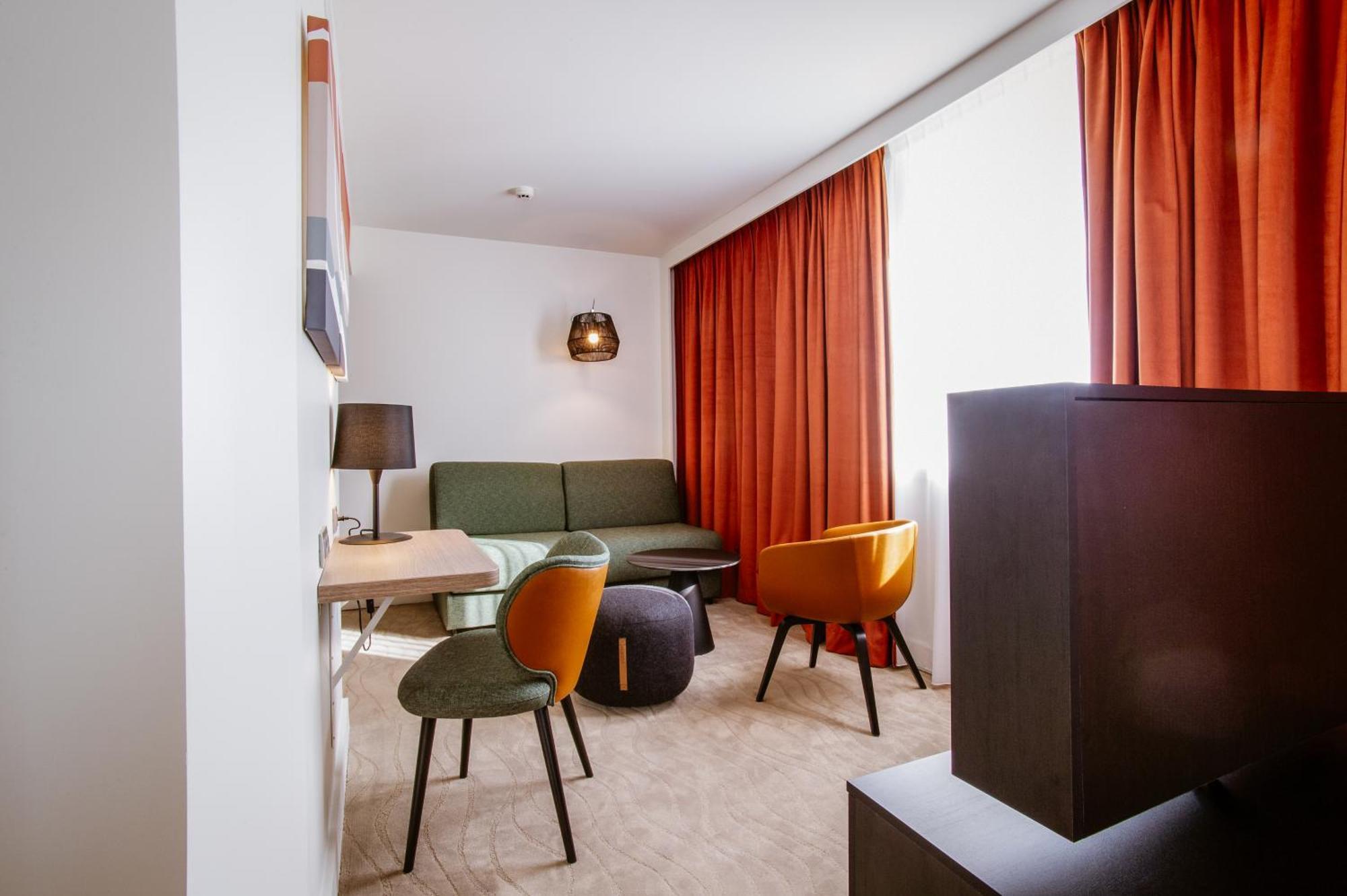 Suite with Double Bed and Double Sofa,1722937989:JPEG