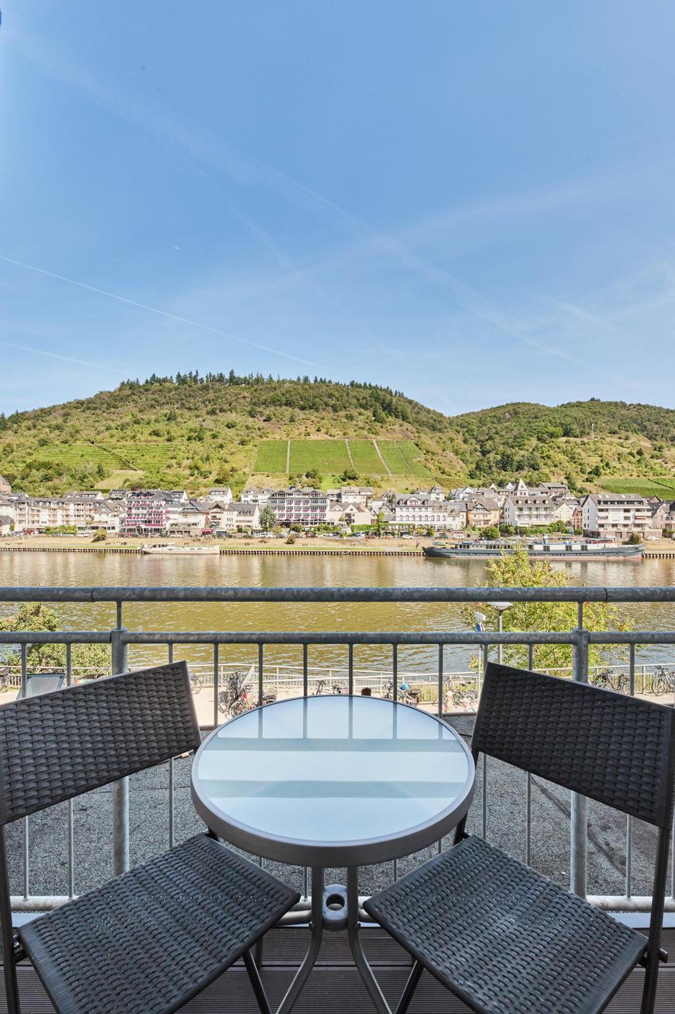 Comfort Double Room with Balcony,1623646047:JPEG