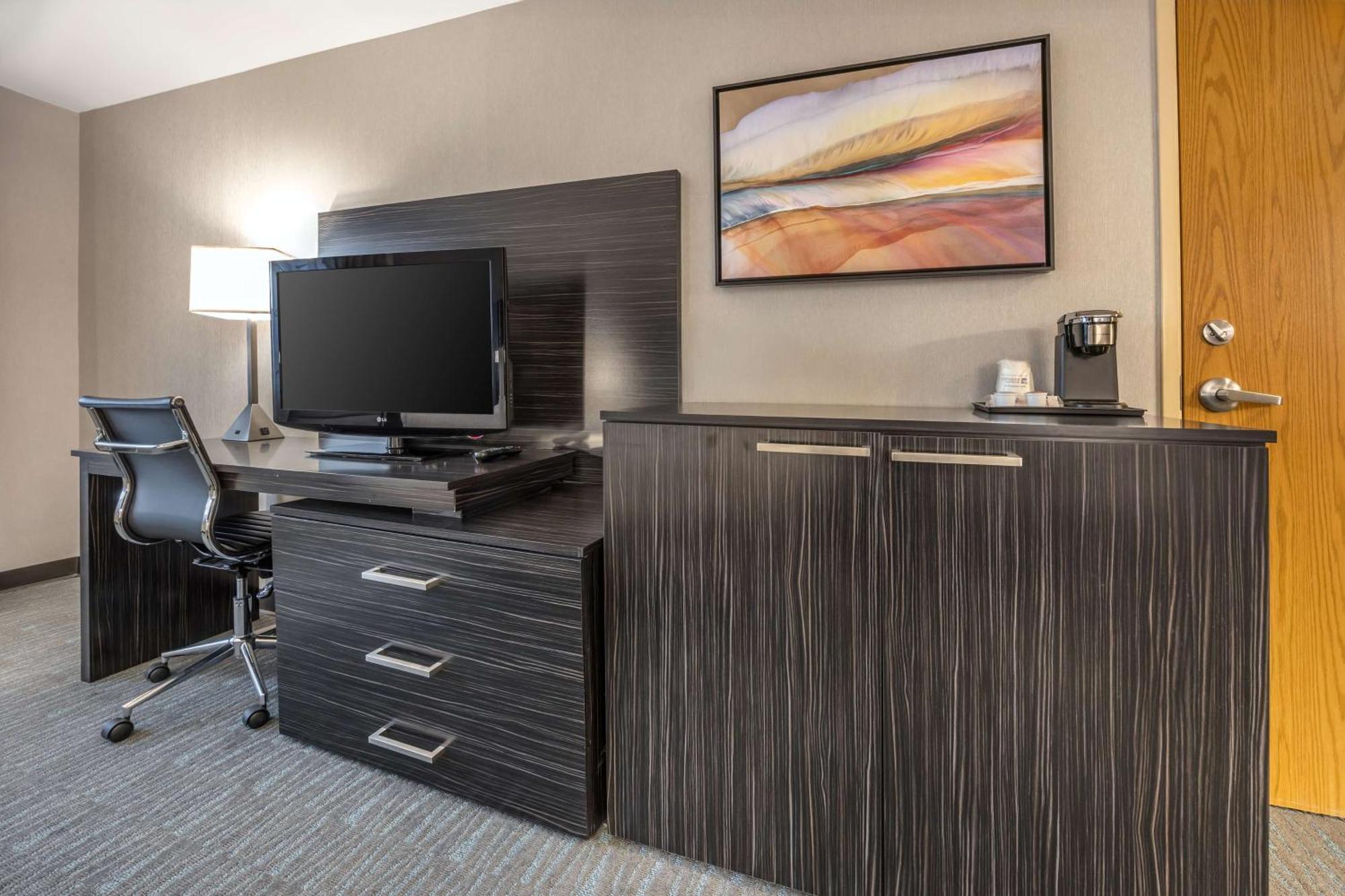 Quarto com Cama King-size e Banheira - Acessível para Hóspedes com Mobilidade Reduzida/Não Fumantes