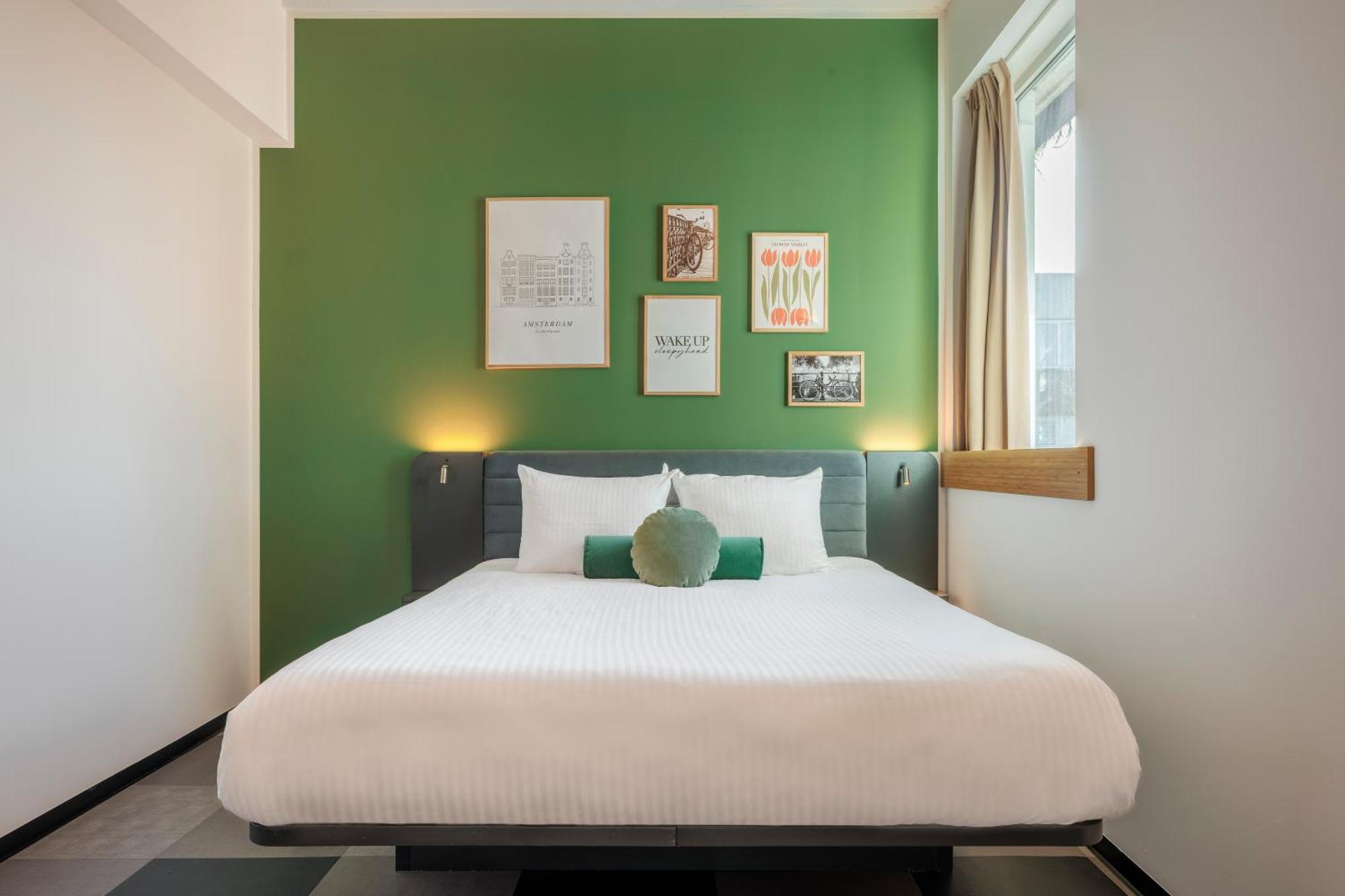 Quadruple Room Disability Access,1623707908:JPEG