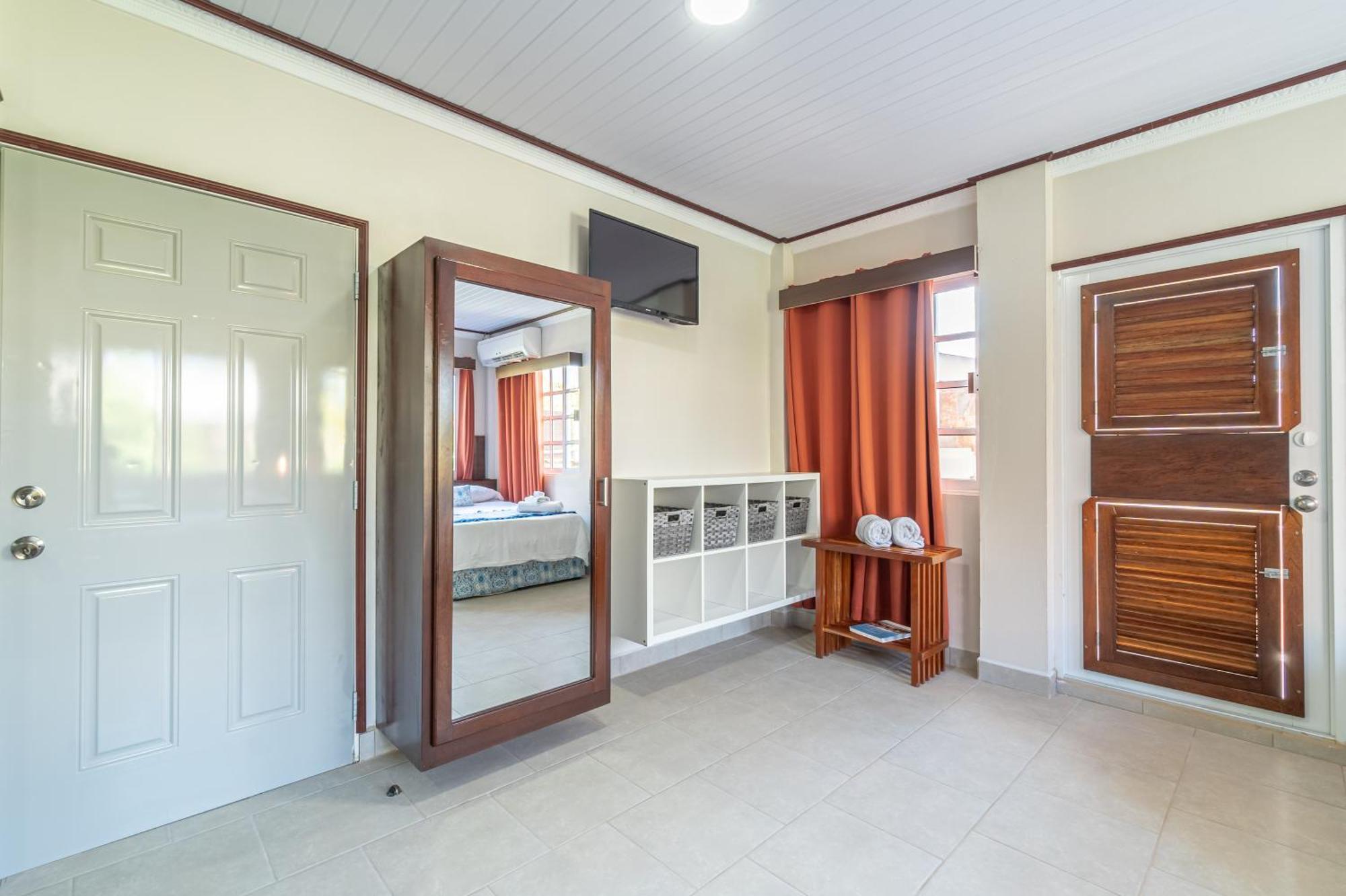 Island View Room