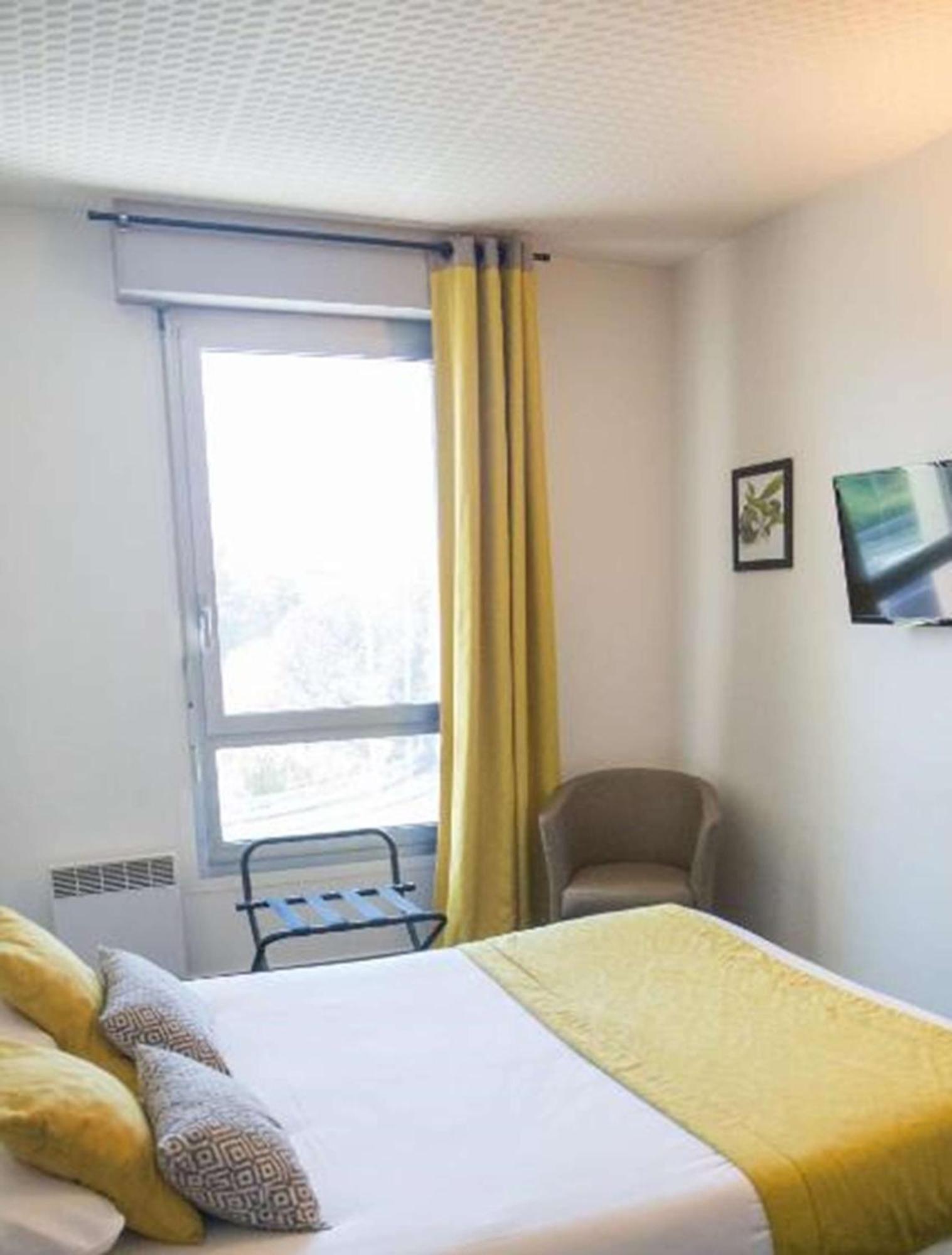 Standard Double Room Non-Smoking,1624745881:JPEG