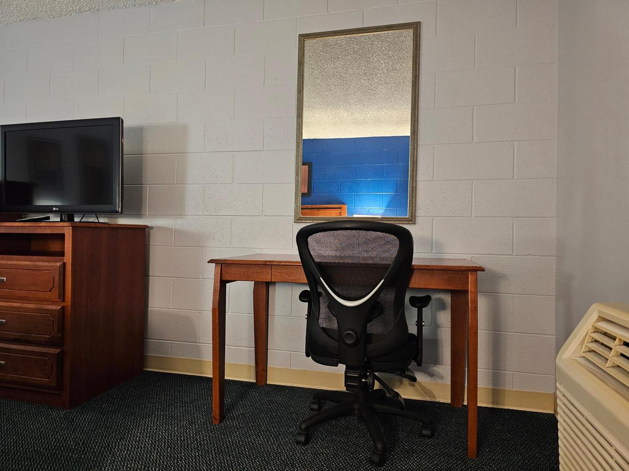 Standard King Room