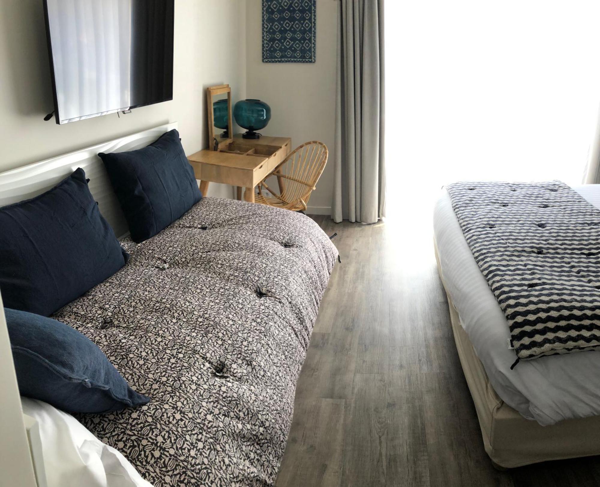 Chambre Triple avec Terrasse - Vue sur Mer