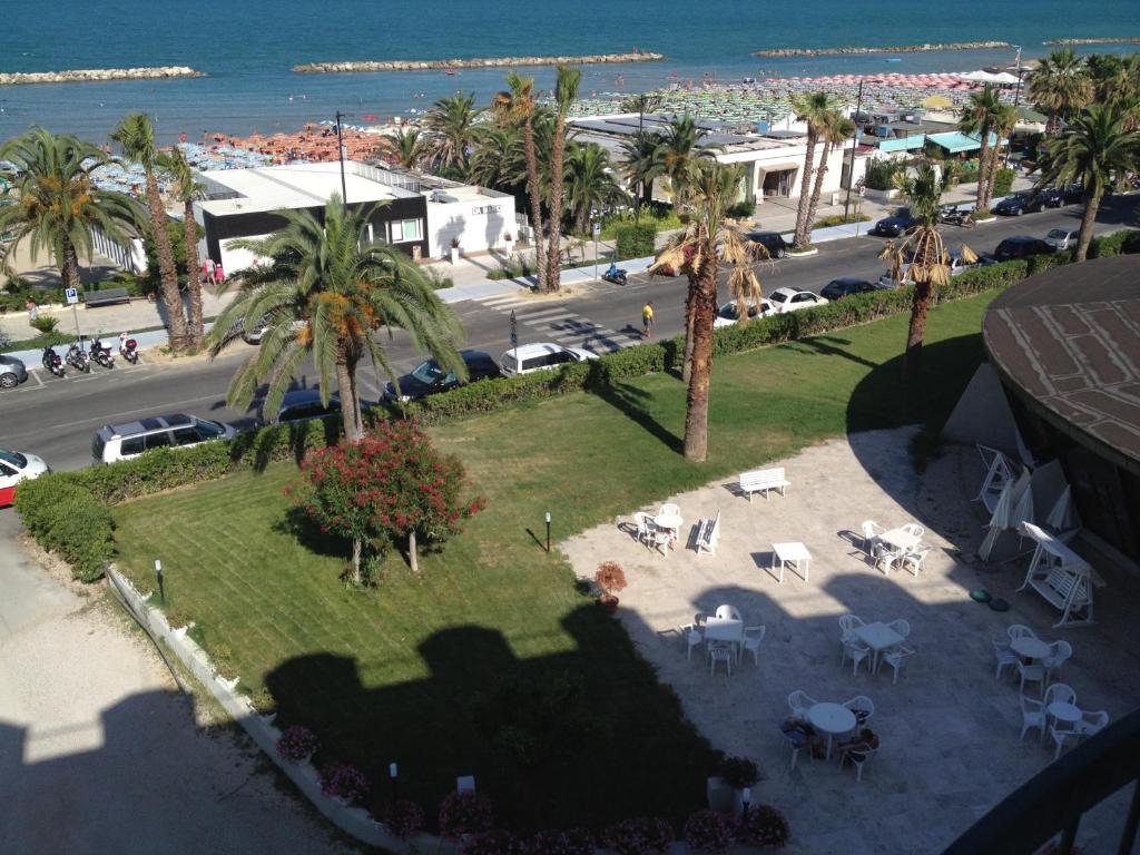 Double Room with Sea View,40272736:JPEG