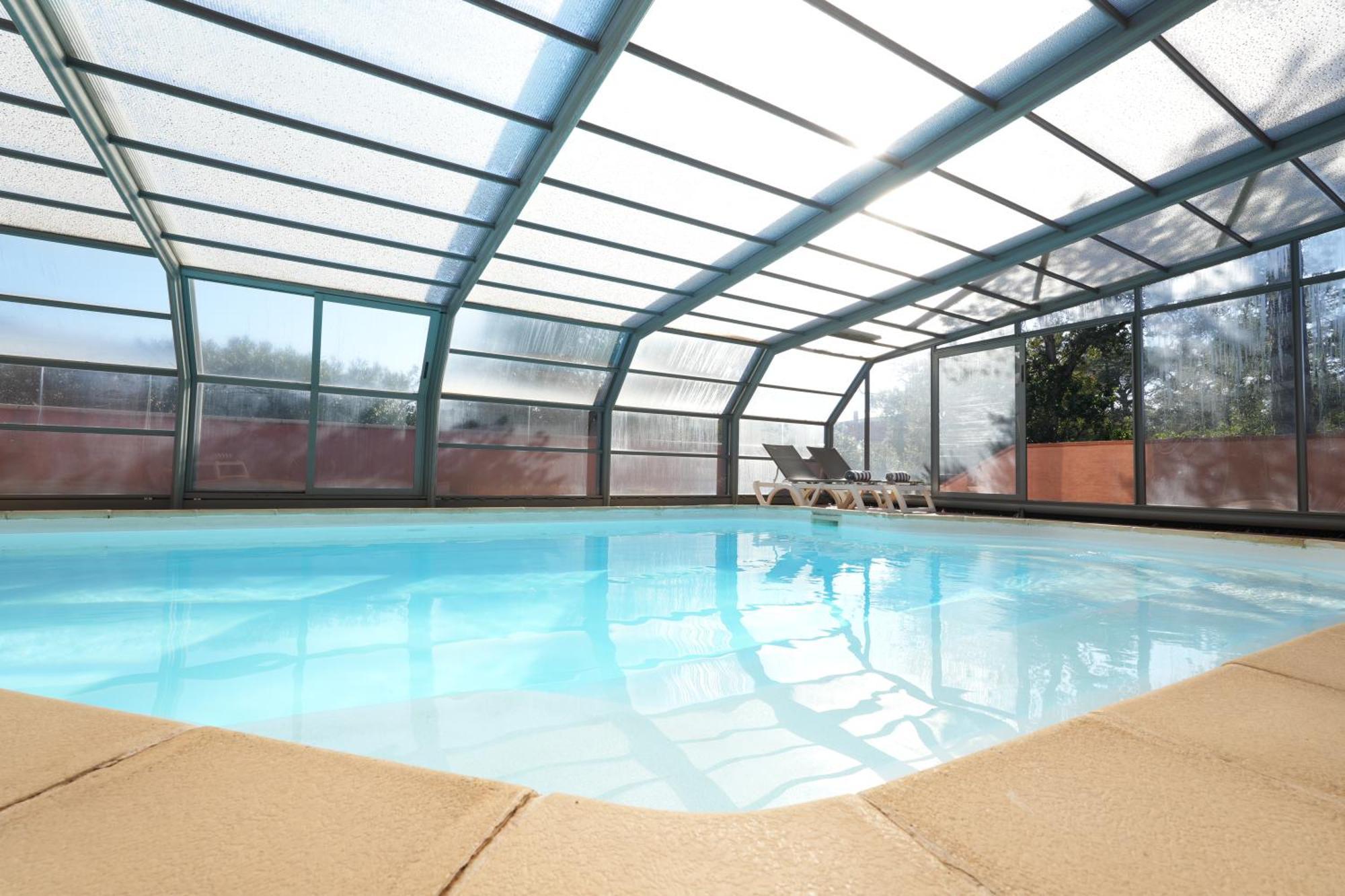Villa Deluxe avec Piscine Privée et Spa (10 Adultes)
