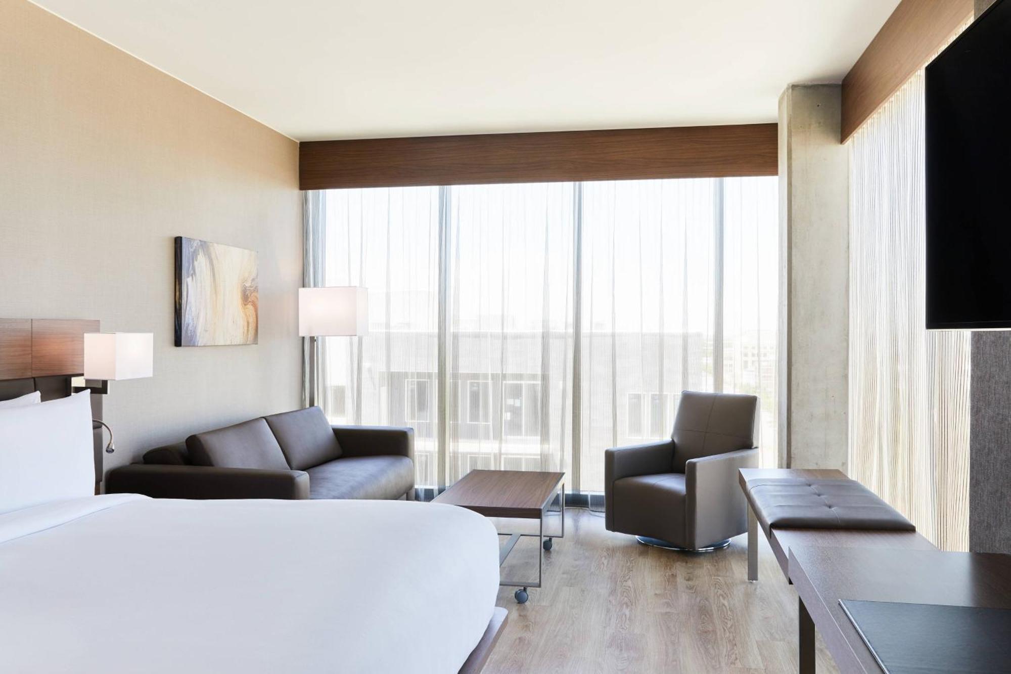 King Room with City View and Sofa Bed