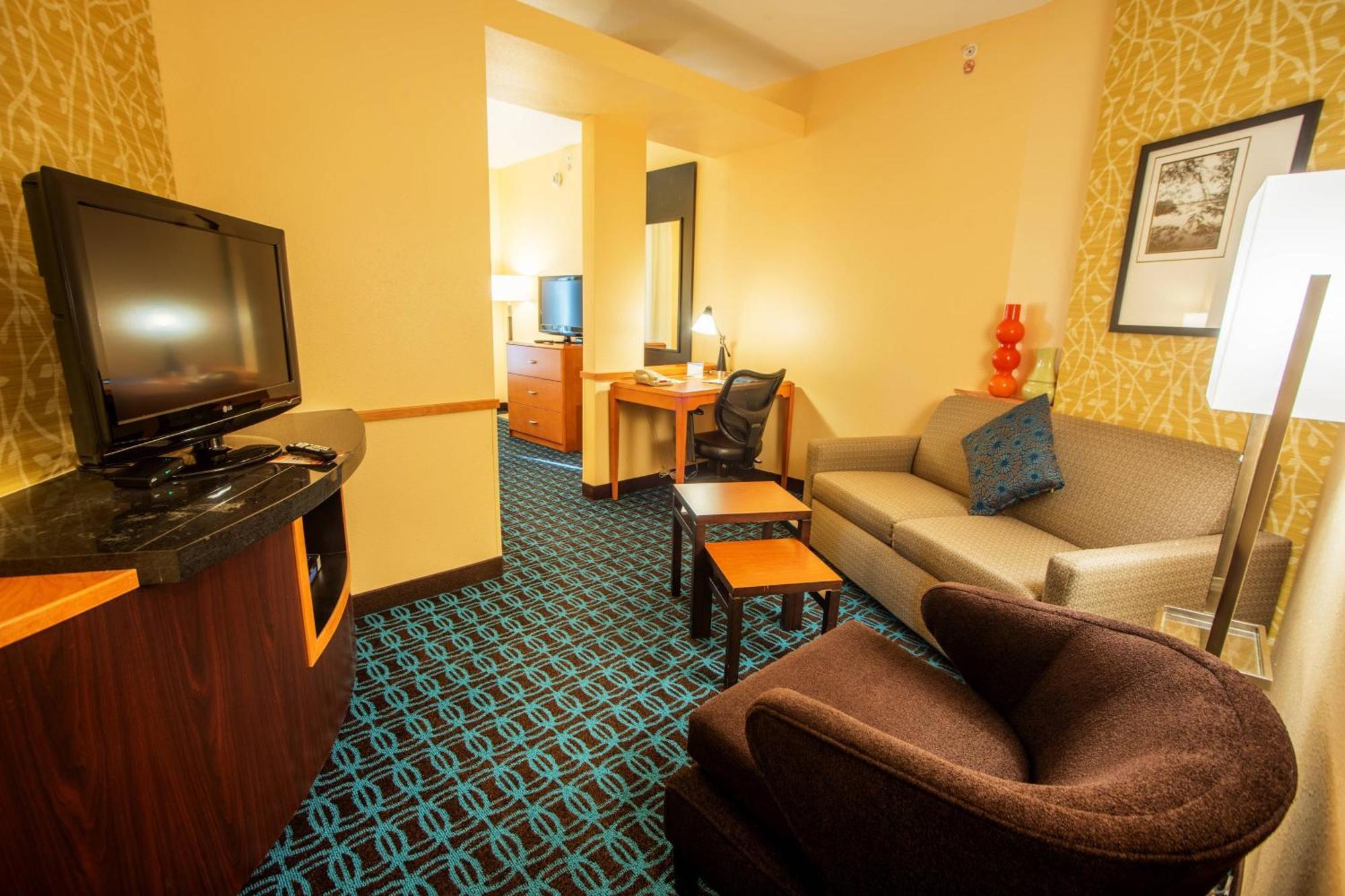 Studio with King Bed, Sitting Area and Sofa Bed