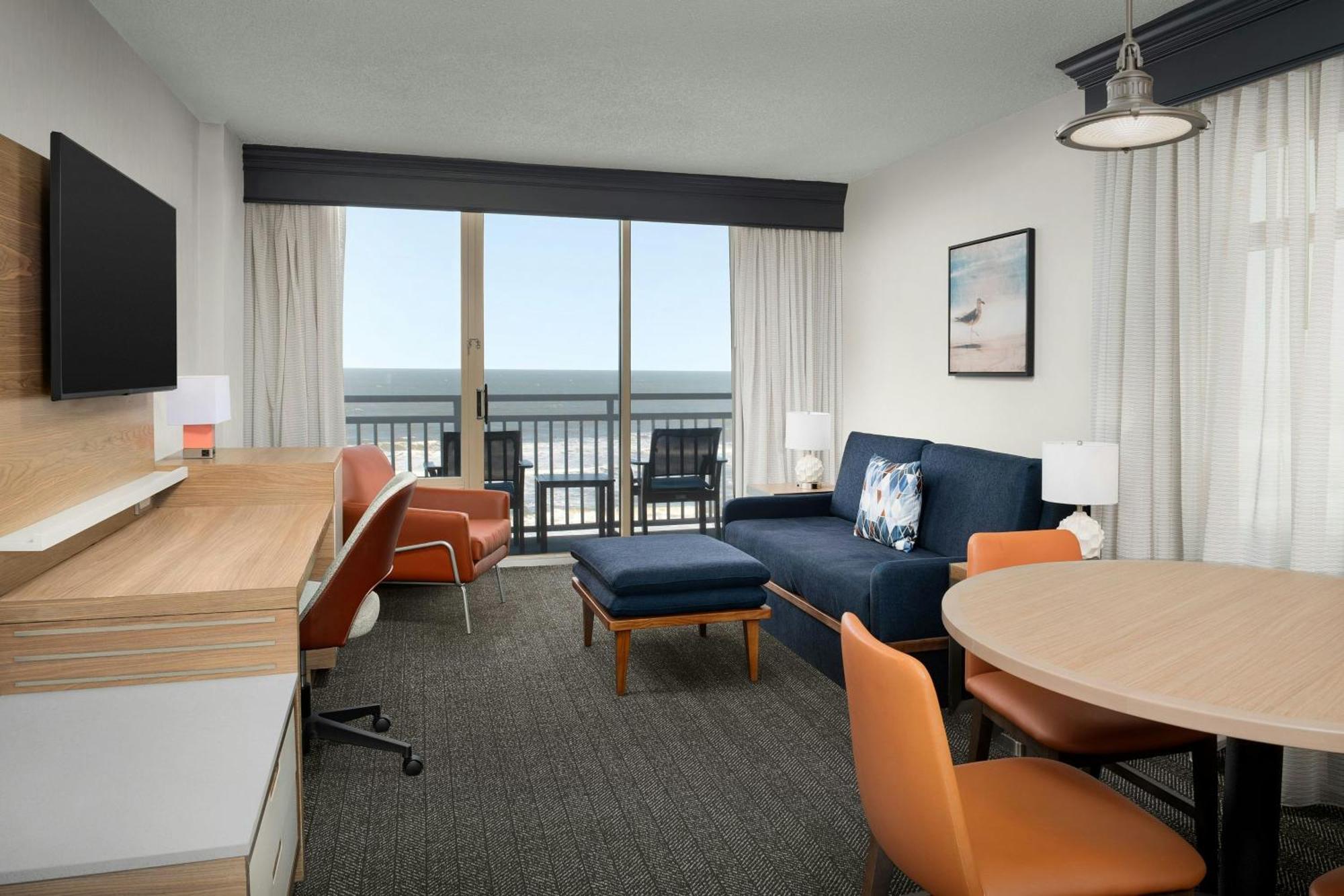 One-Bedroom King Suite Oceanfront,1632238833:JPEG