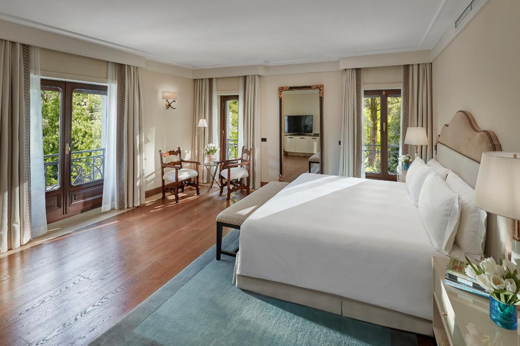 Junior Suite,1632994089:JPEG