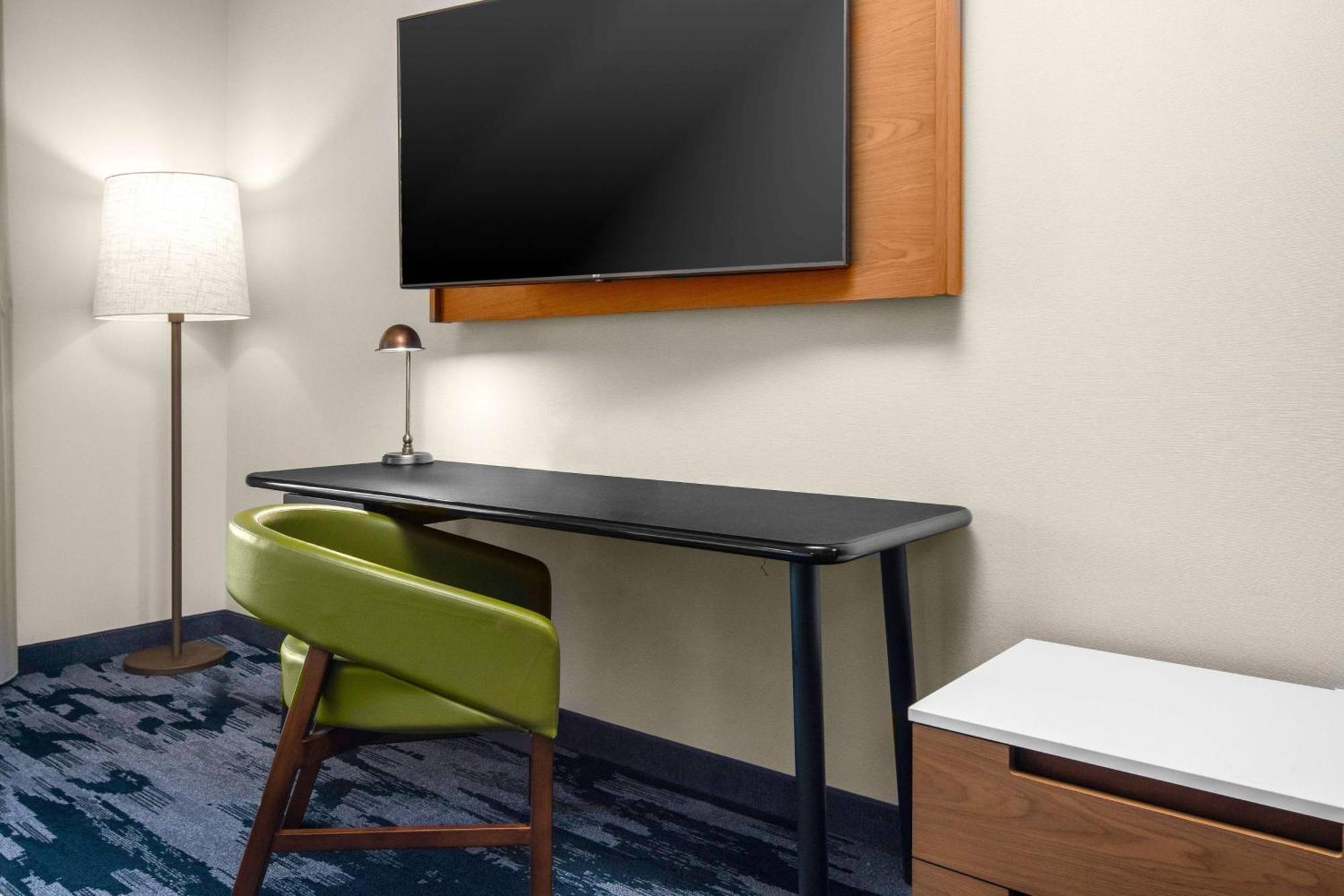 Guest Room, 1 King