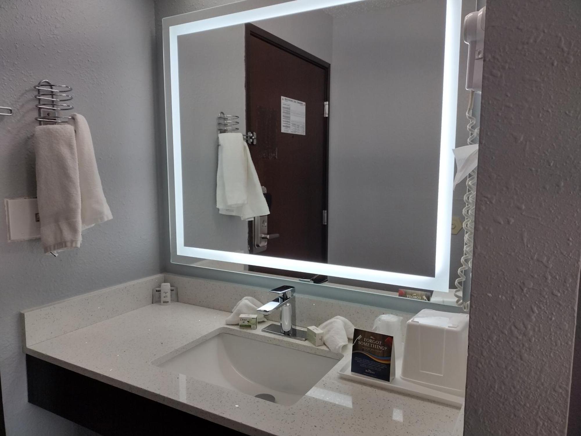 Premier Queen Room with Two Queen Beds - Non-Smoking
