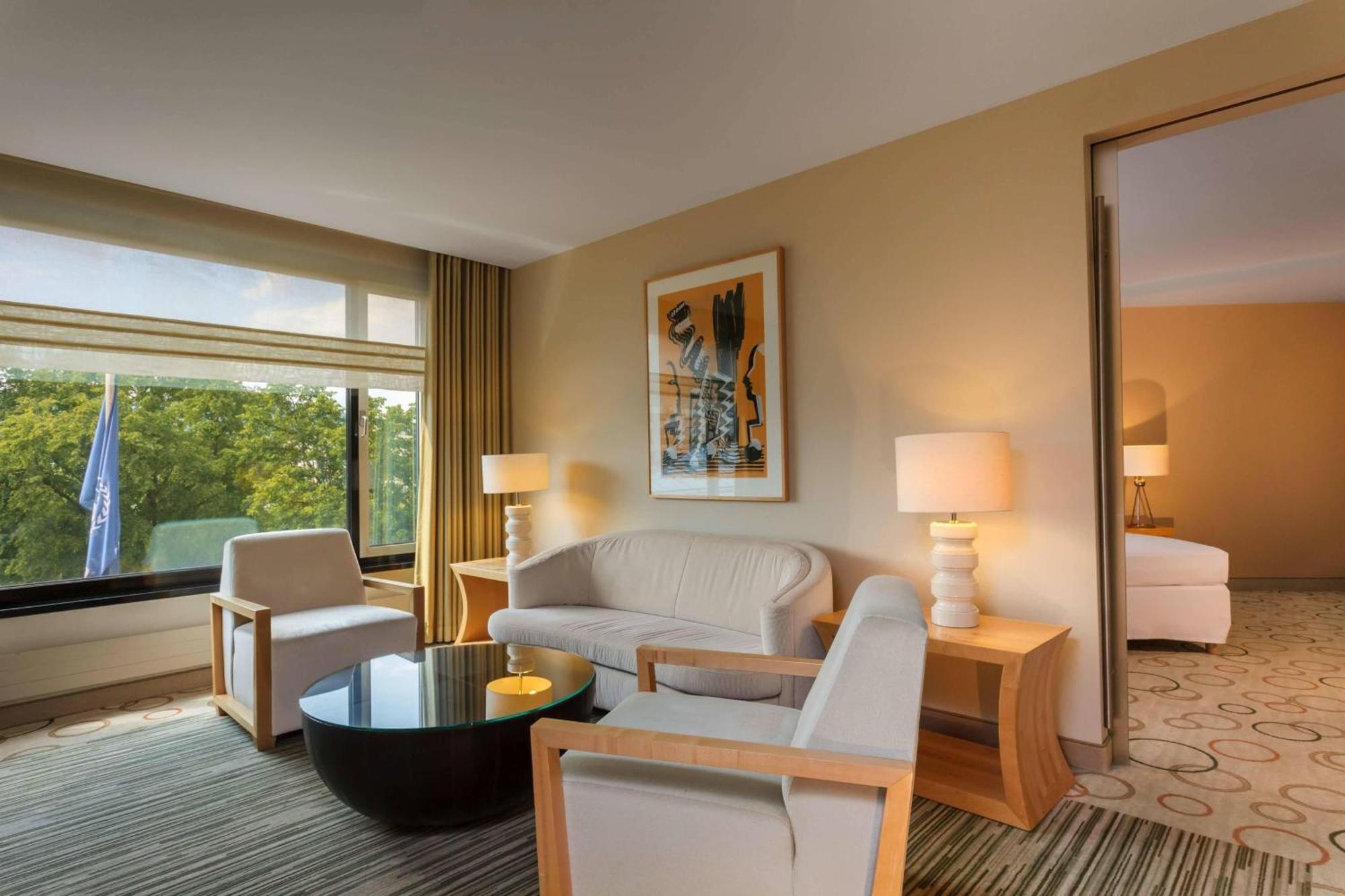 Executive Suite with City View,1634395787:JPEG