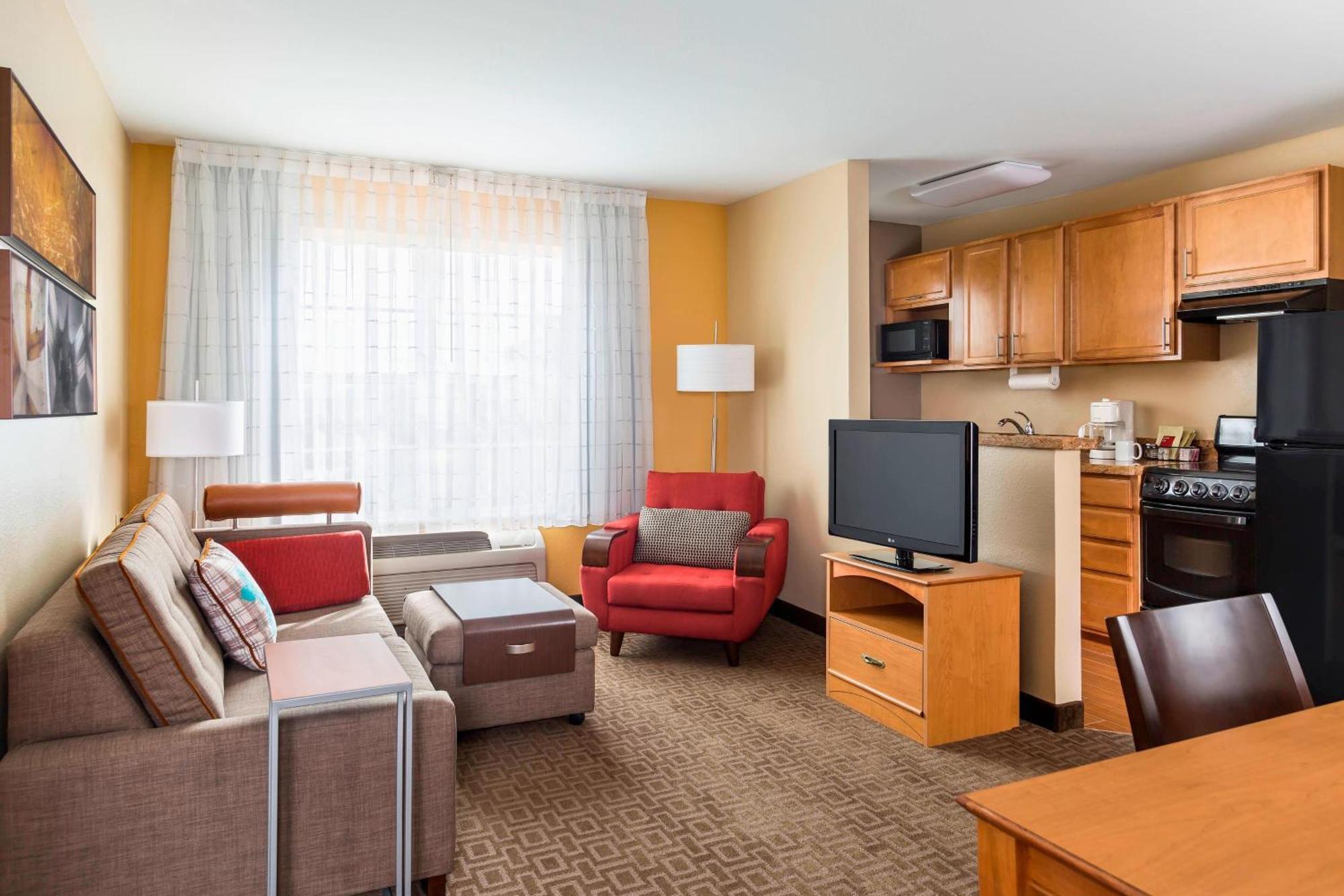 Two-Bedroom Suite,1634407197:JPEG