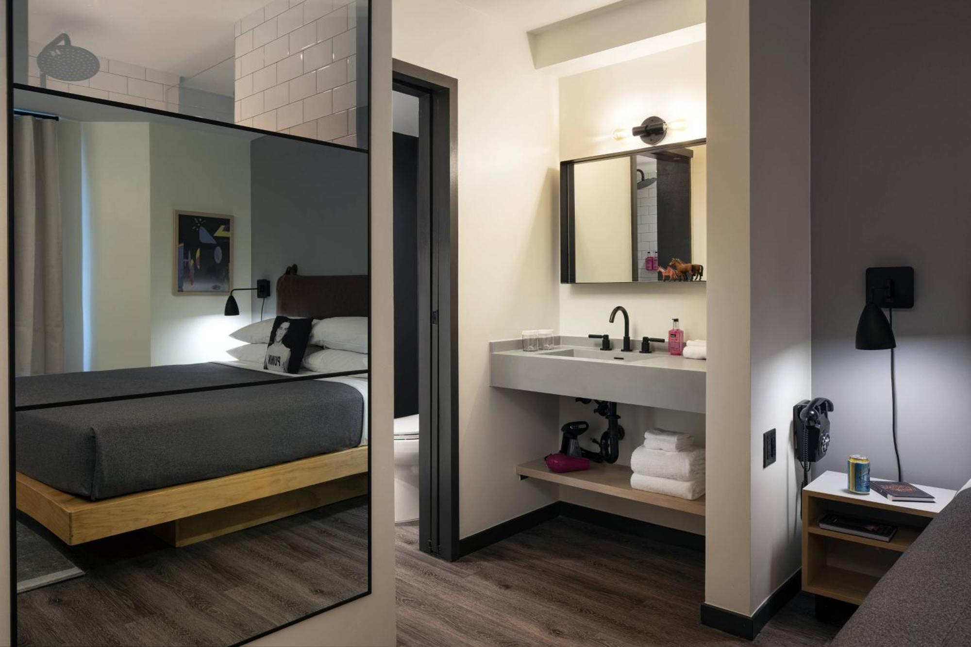 King Room