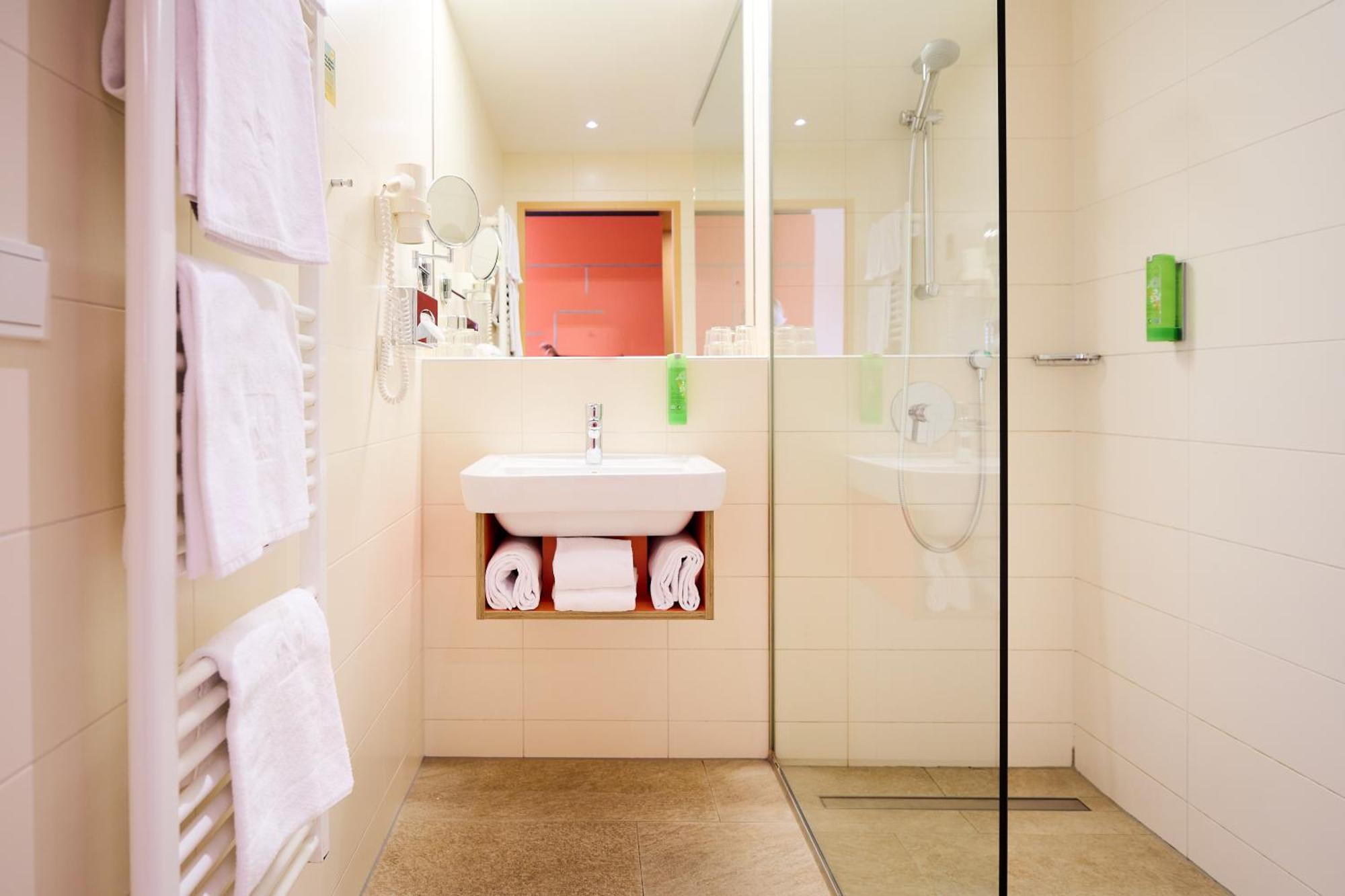 Double or Twin Room,1635253974:JPEG