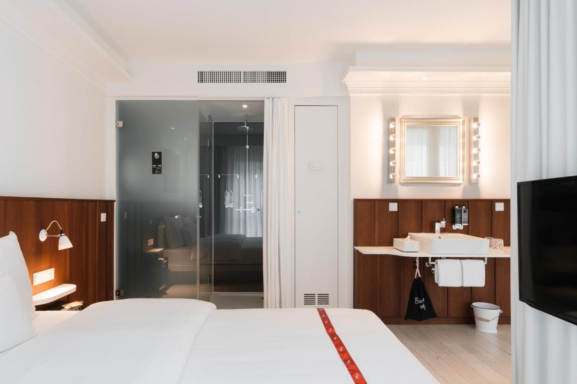 Wow Room,1638494802:JPEG