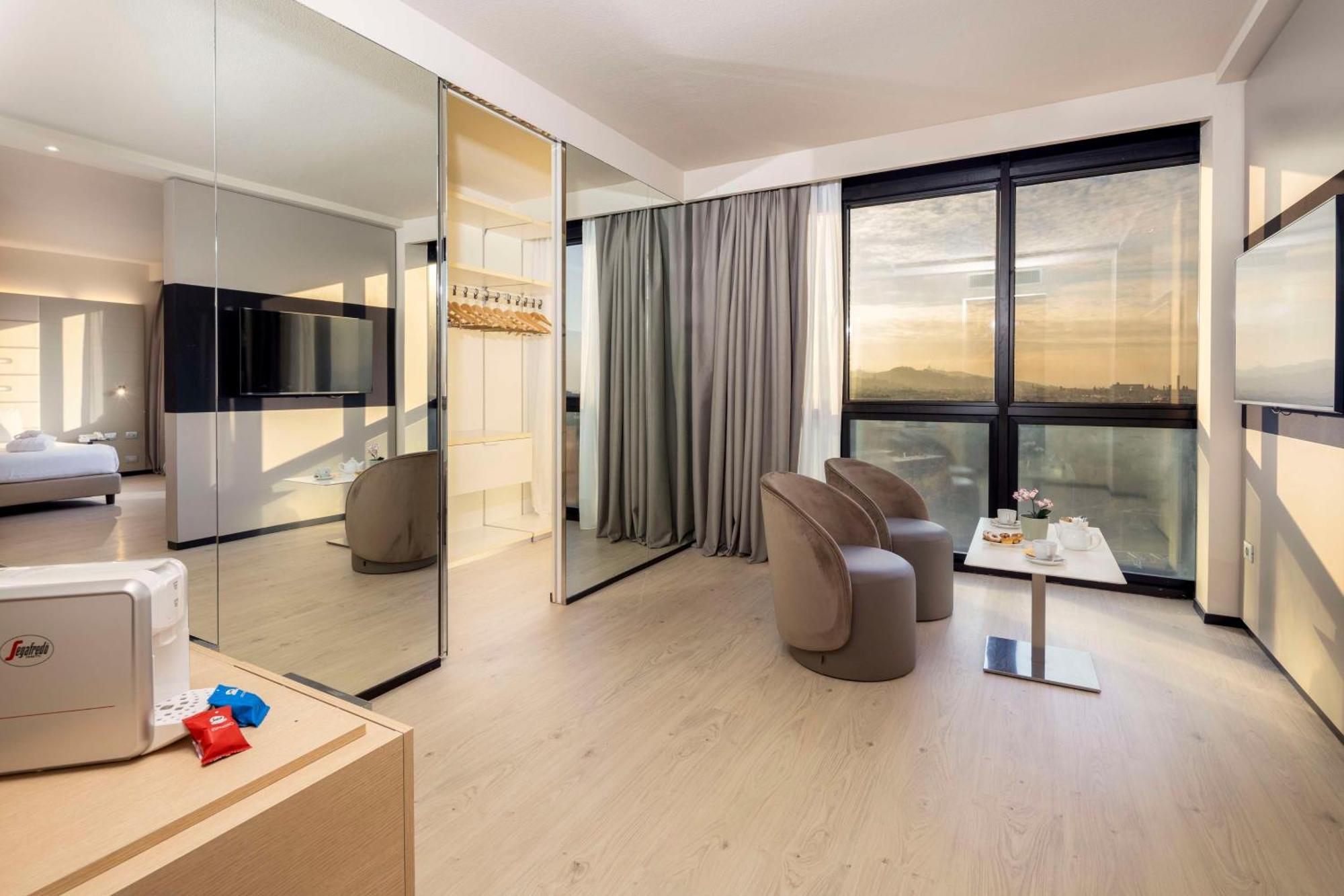 Deluxe Junior Suite,1639550598:JPEG