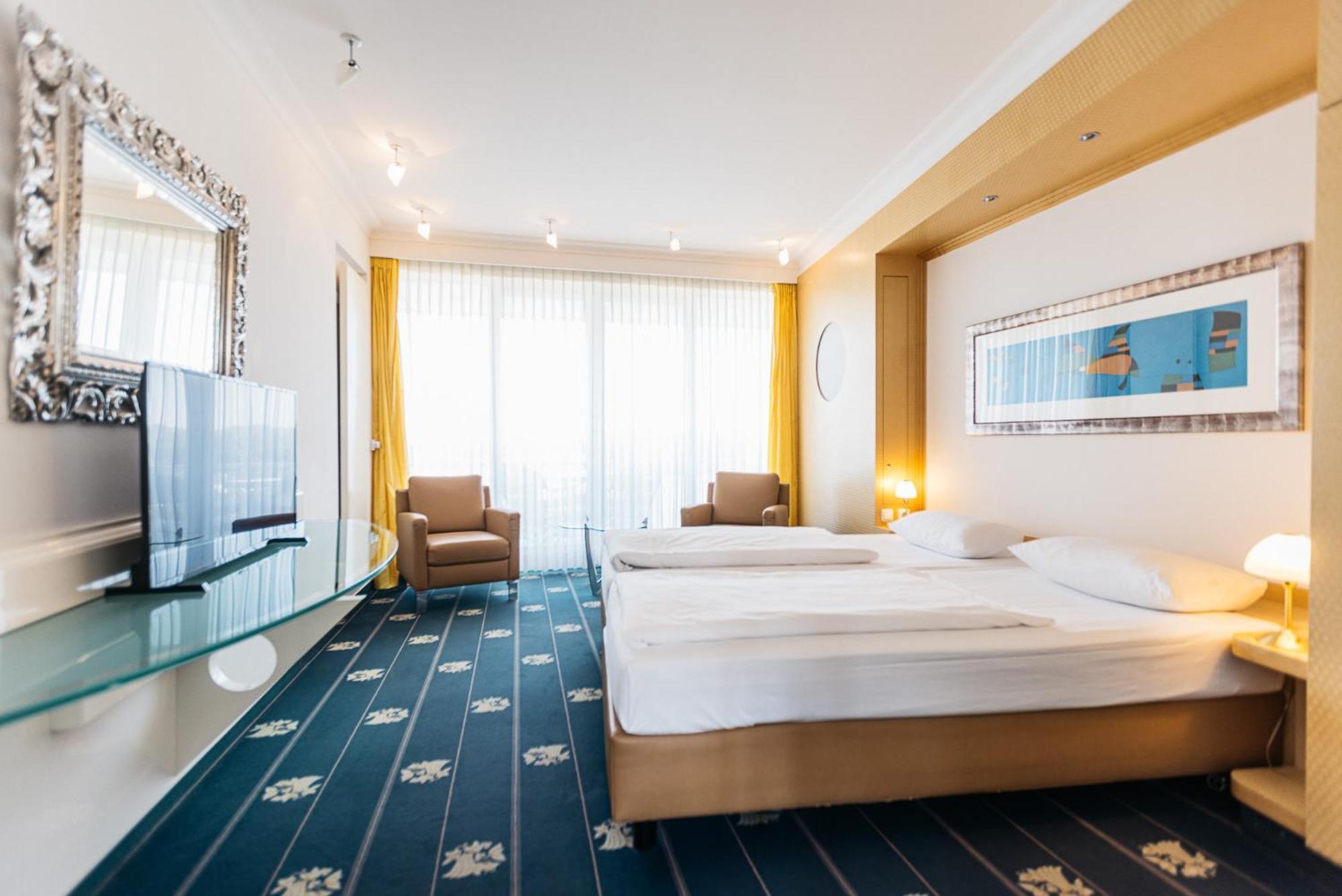 Double Room with Lake View,1639561278:JPEG