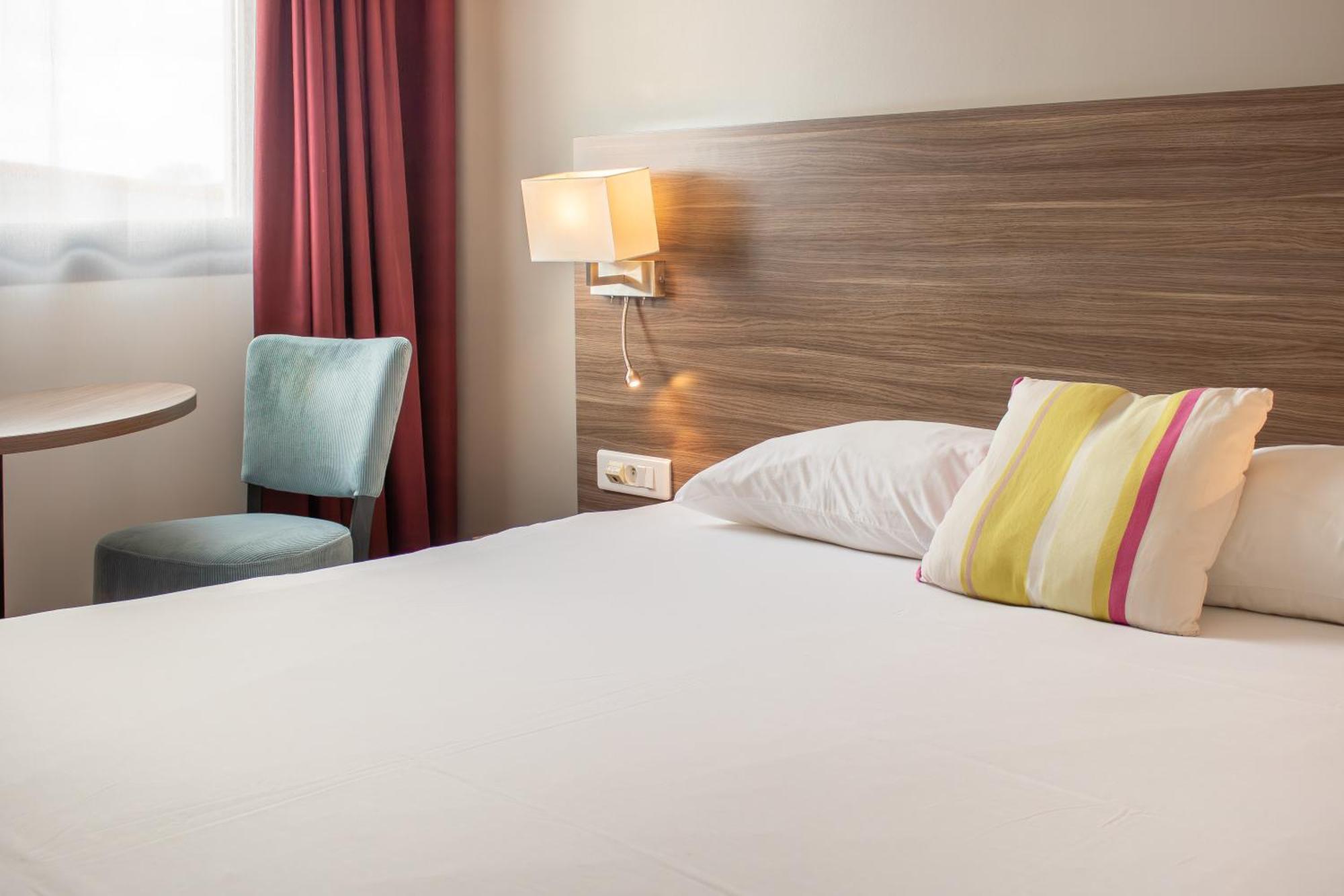 Standard Double Room,1639581243:JPEG