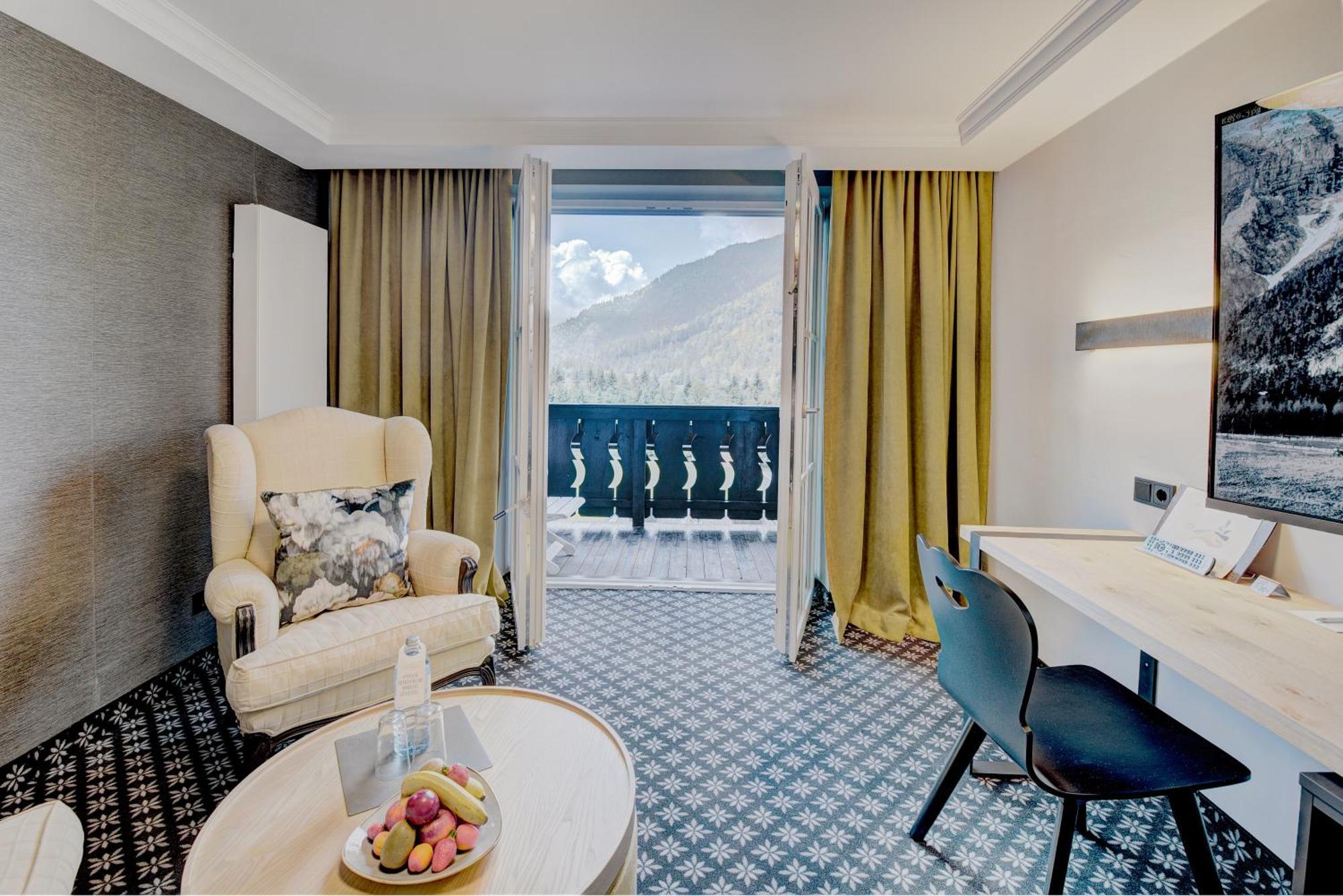 Superior Double Room with Balcony,1640374605:JPEG
