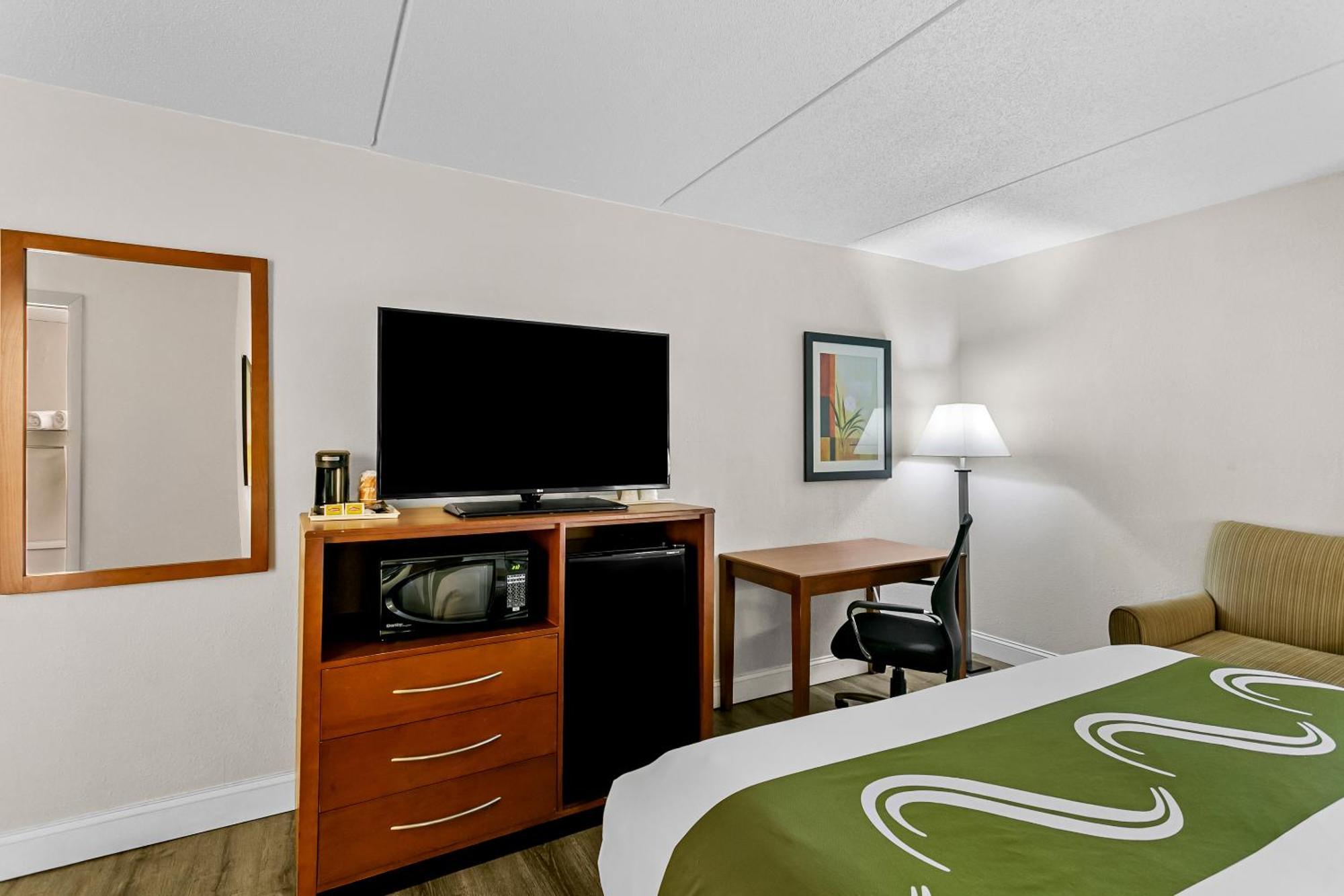 King Room - Non-Smoking
