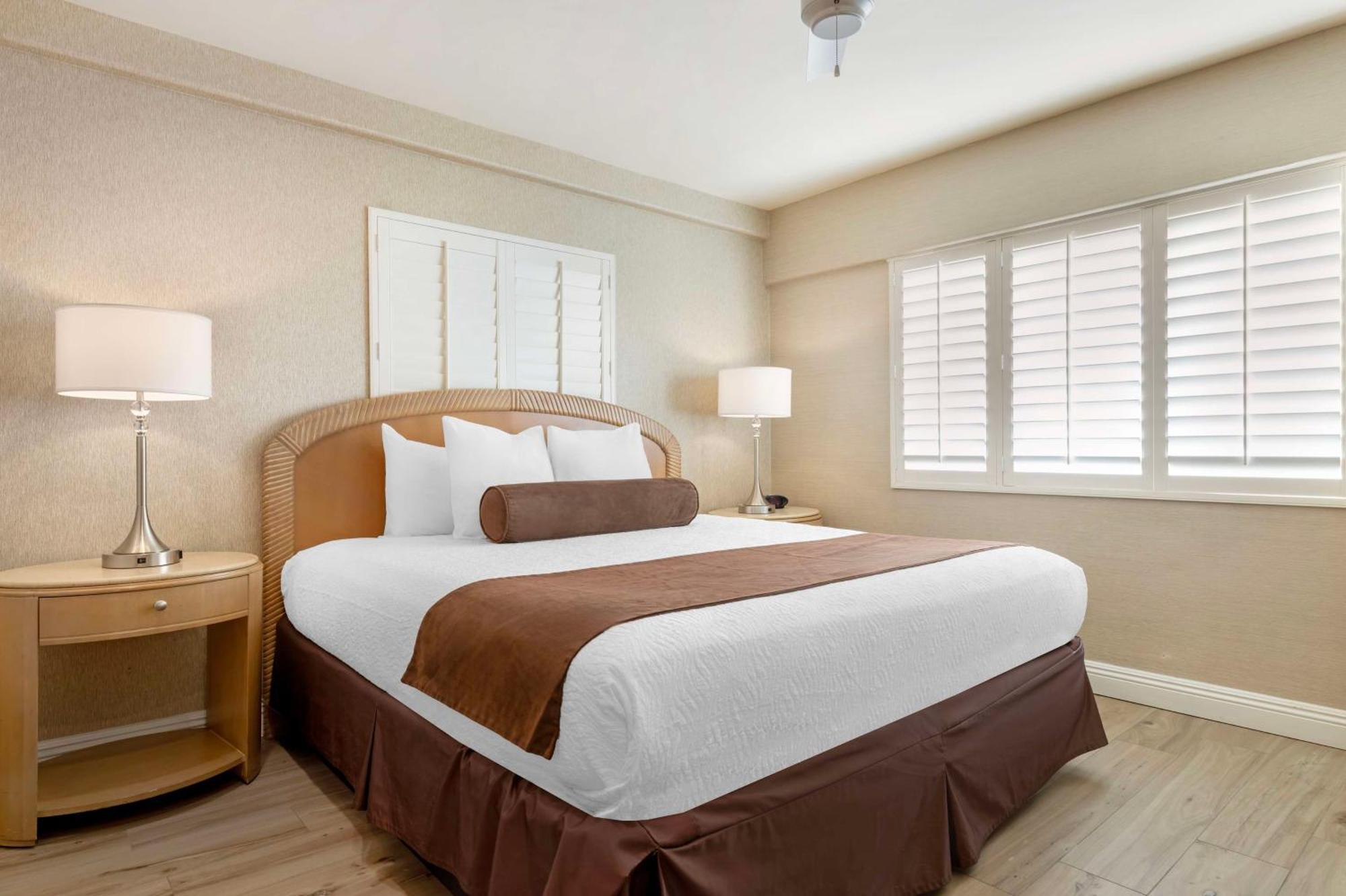 Quarto com Cama King-size