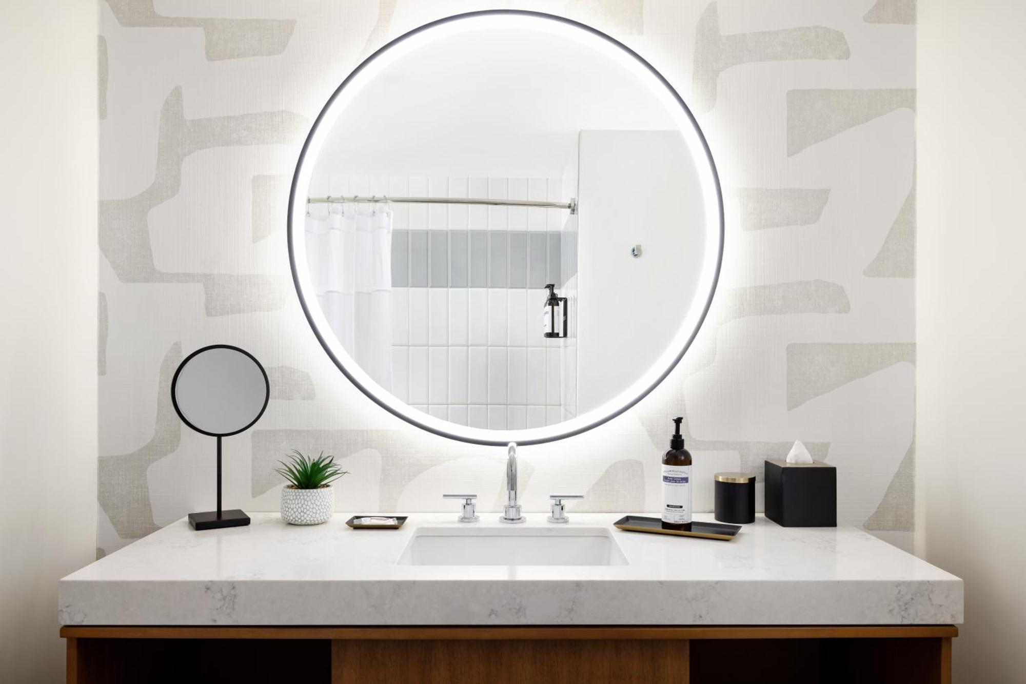 Quarto Queen com 2 camas queen-size e vista da Times Square
