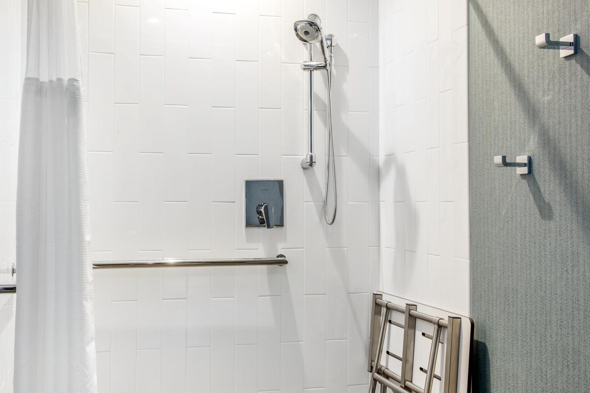 Quarto com Cama King-size - Acessível para Hóspedes com Mobilidade Reduzida/Não Fumantes