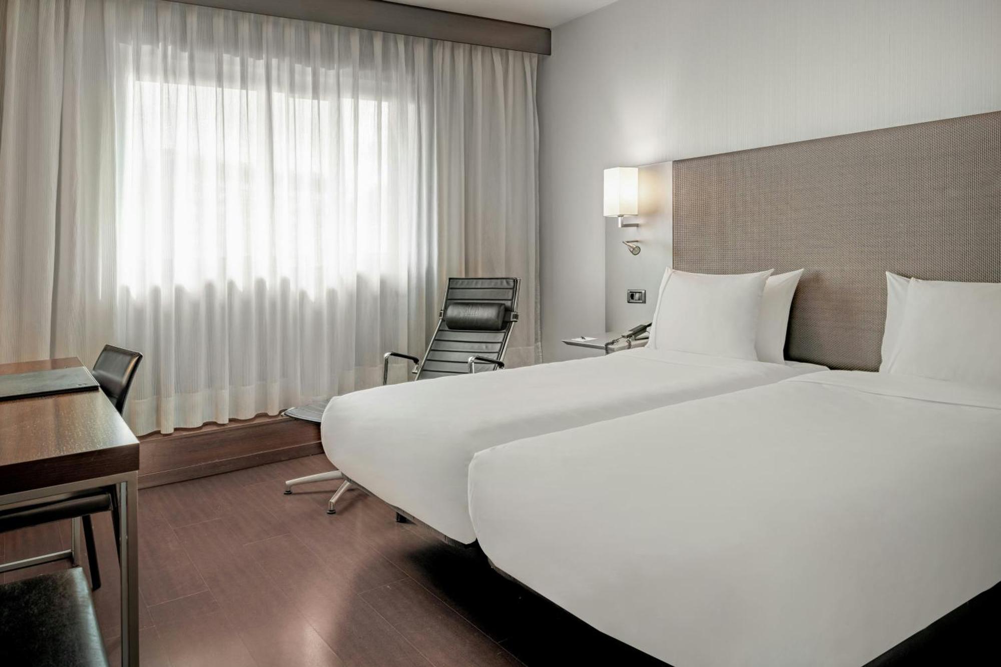 Quarto Twin Standard