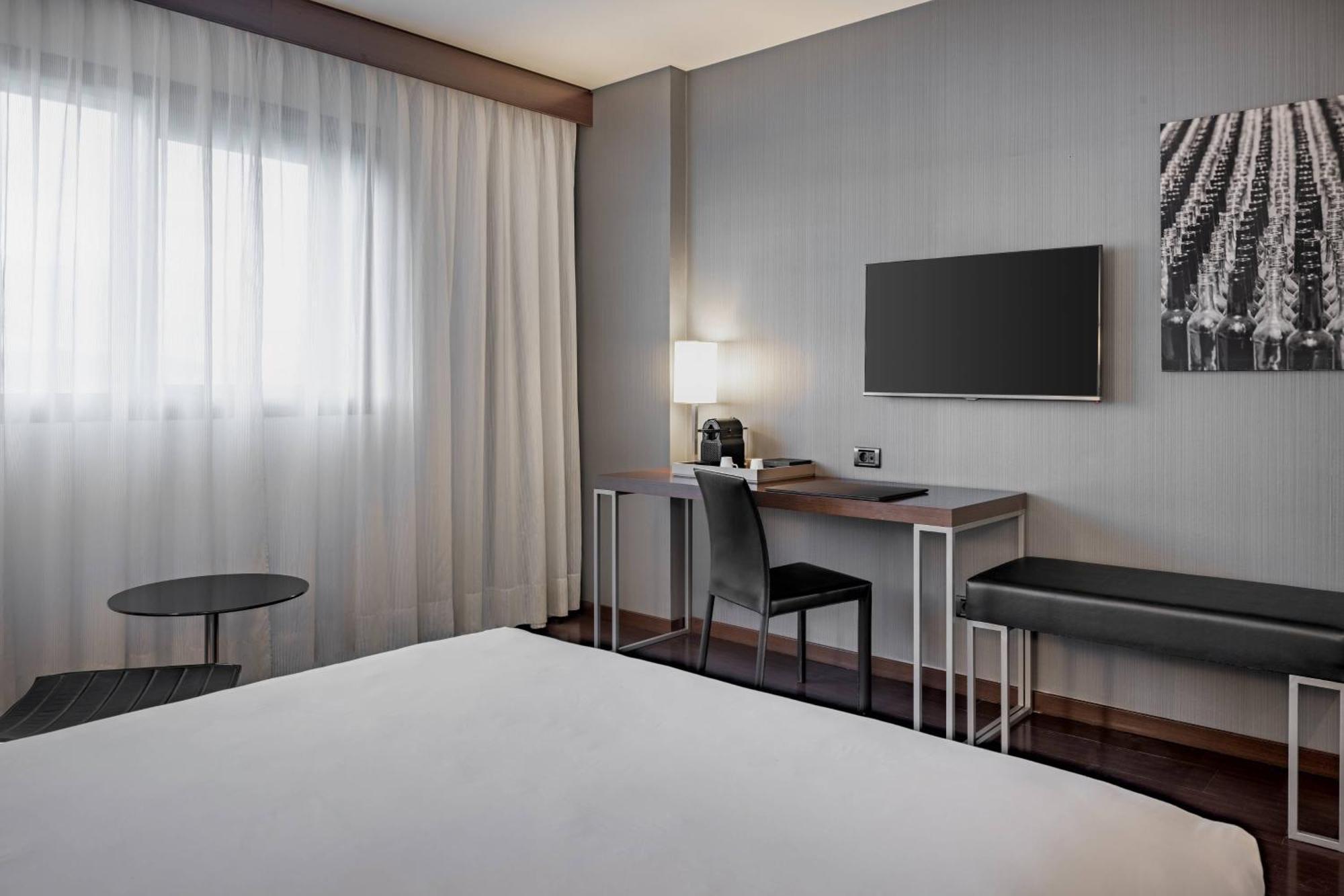 Standard Plus Queen Room,1643133010:JPEG