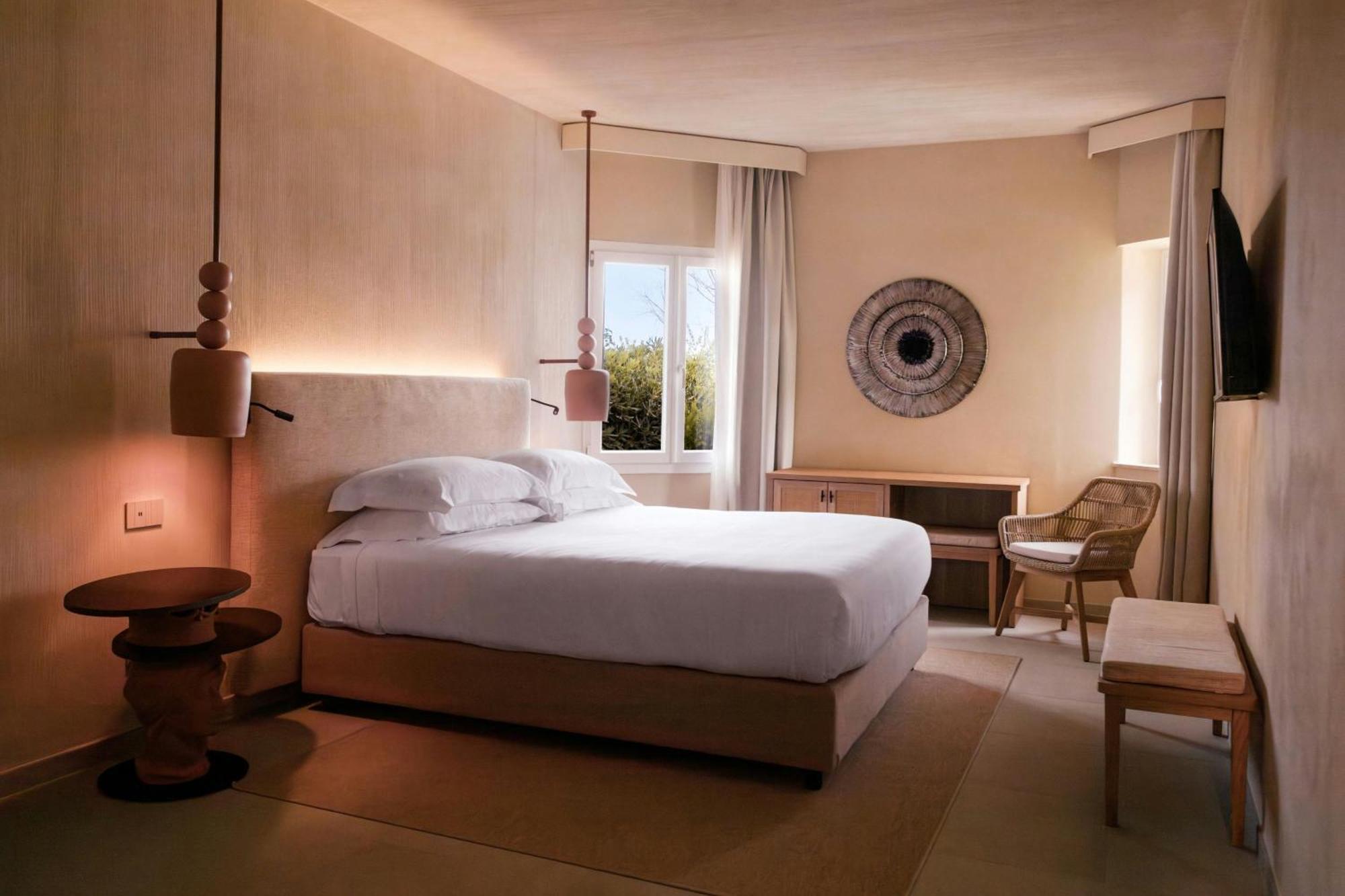 Suite King con 1 Camera da Letto, Divano Letto e Accesso Diretto alla Piscina