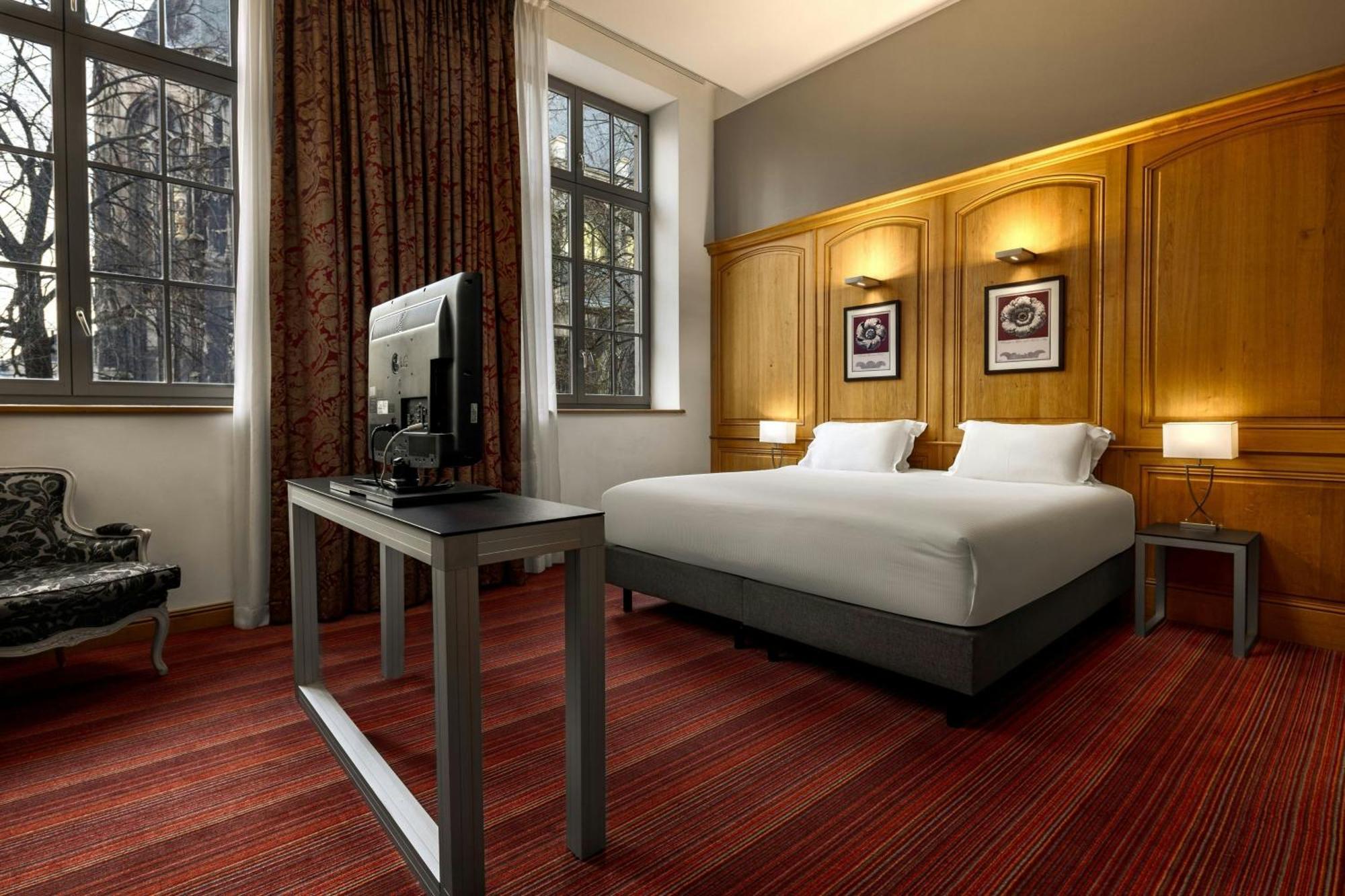 PRIVILEGE, Guest room, 2 Twin/Single Bed(s), City view,1643150555:JPEG