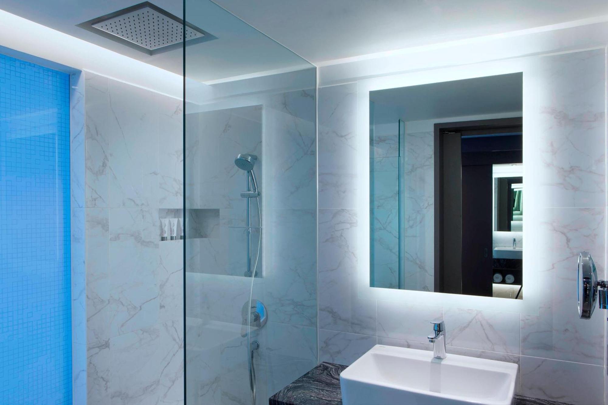 Le Meridien Club Room,1643167232:JPEG