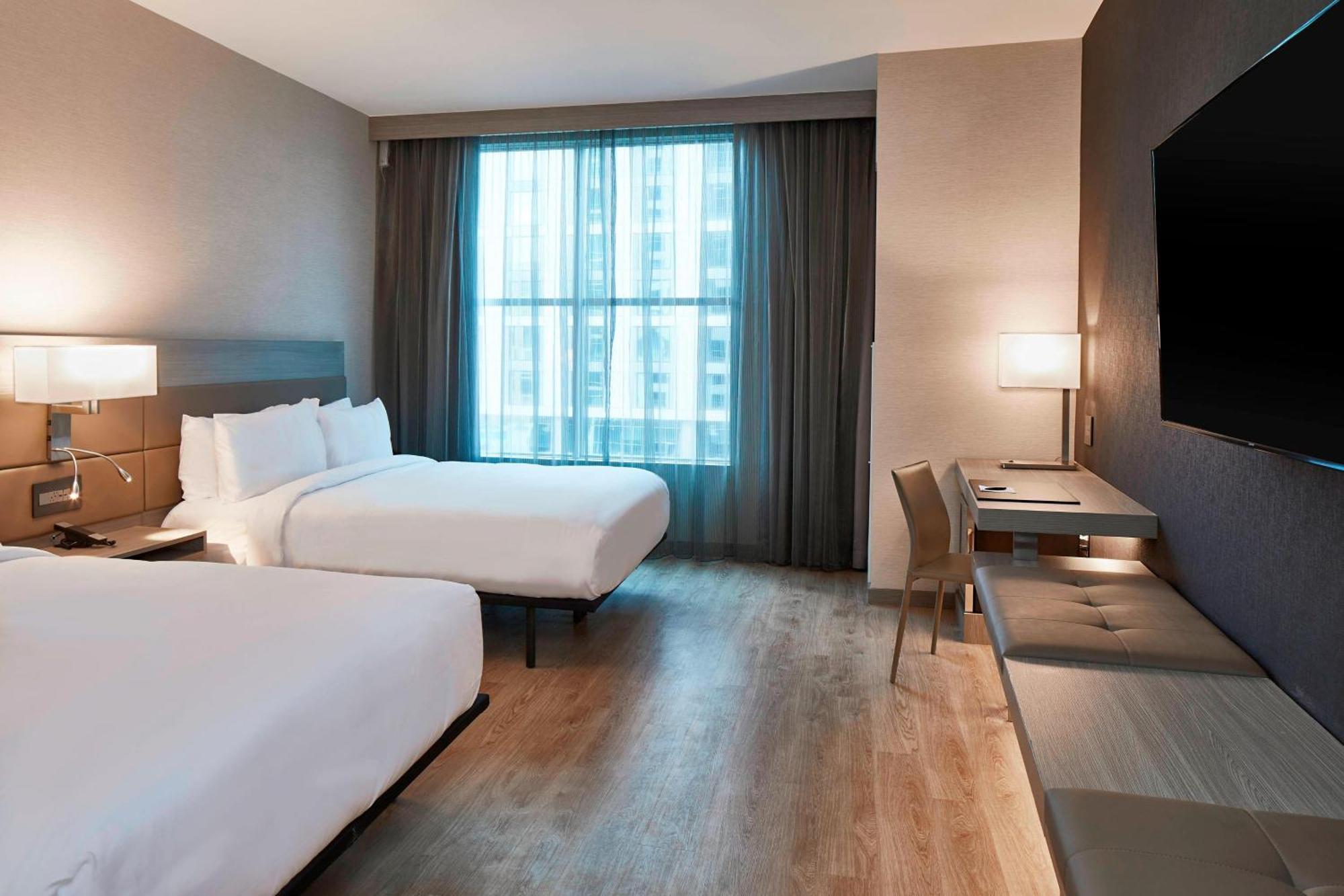 Queen Room Two Queen Beds Hearing Accessible