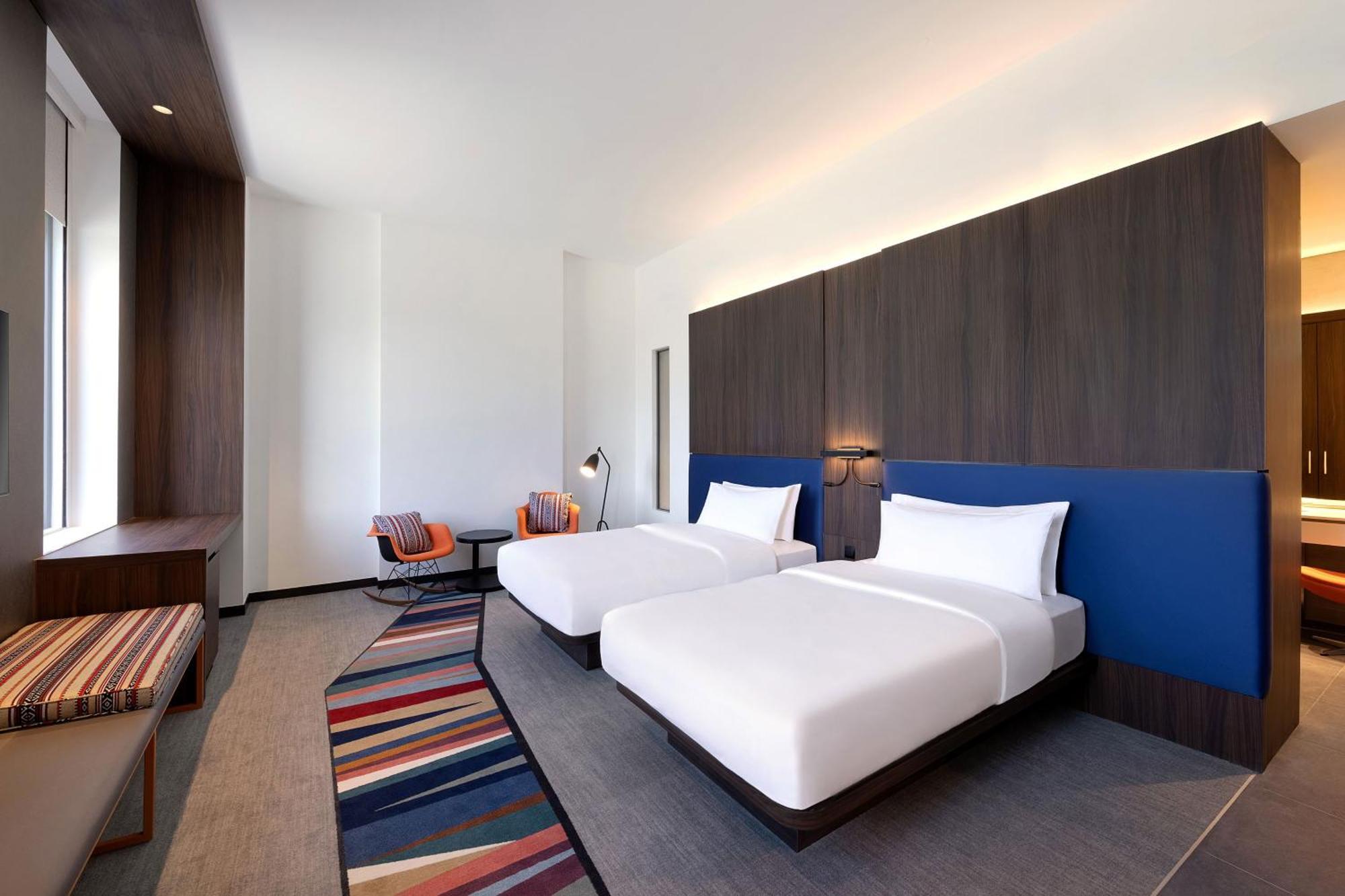 Savvy Guest Room with 2 Single Bed - Complimentary Transfer to Dubai Mall / Burj Khalifa, Burjuman & Kite Beach,1643226773:JPEG