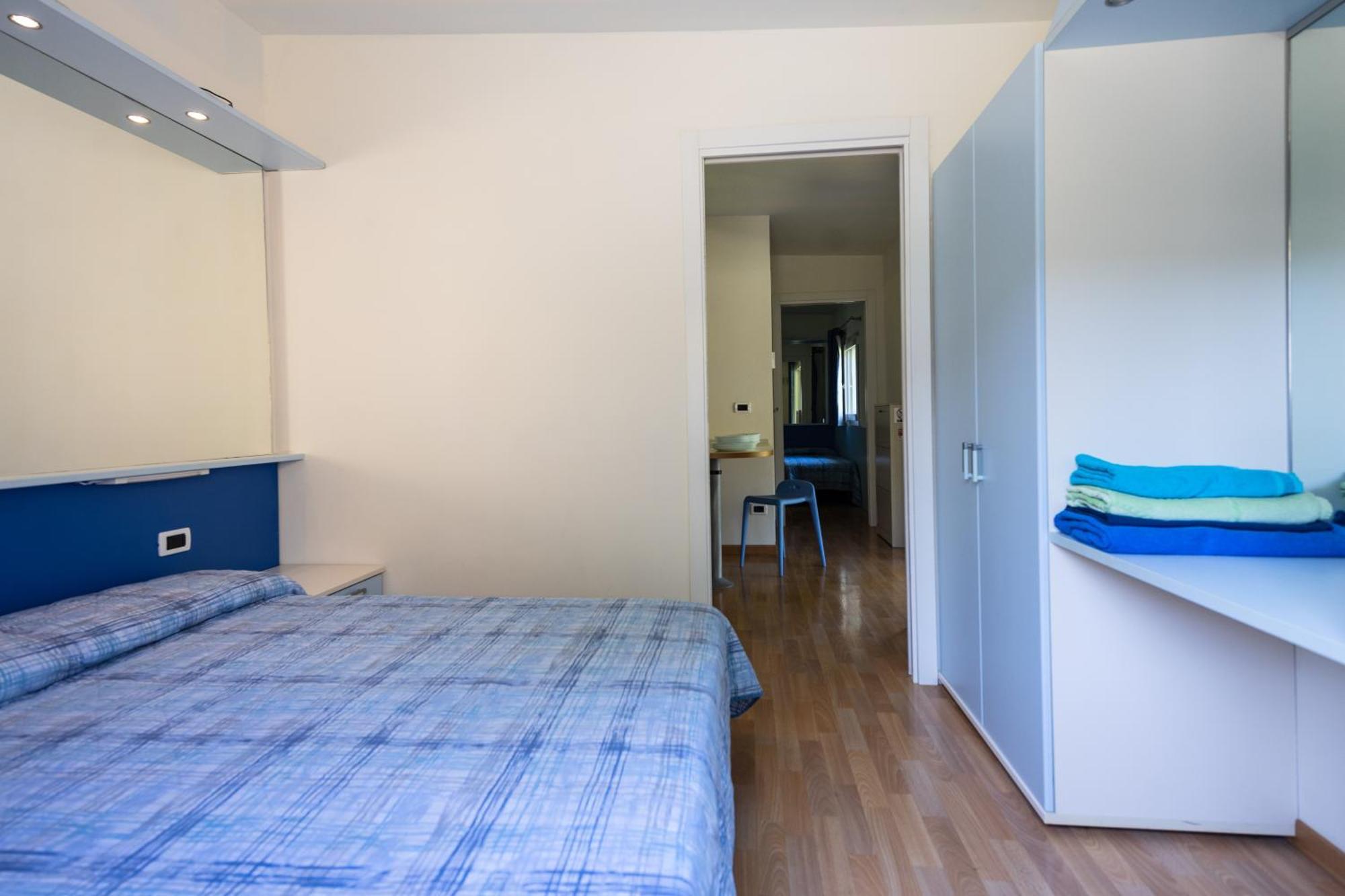 Large Two-Bedroom Mobile Home,1645678324:JPEG