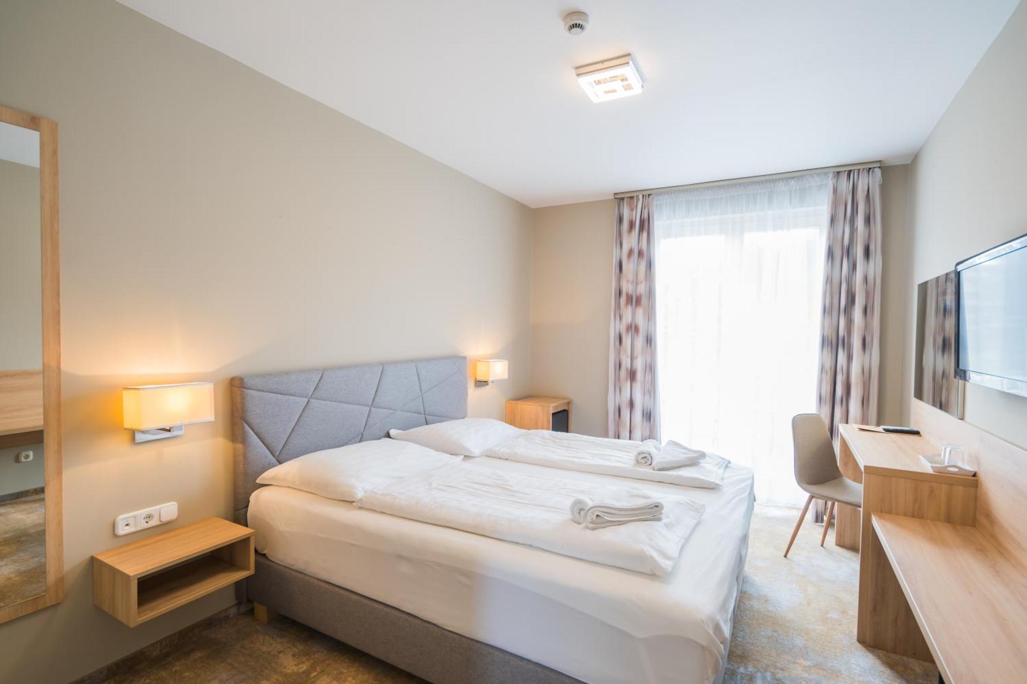 Double Room with Balcony and Pool View,1696621334:JPEG