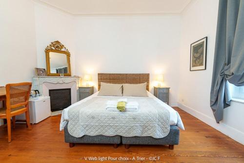 Chambre Double avec Salle de Bains Commune