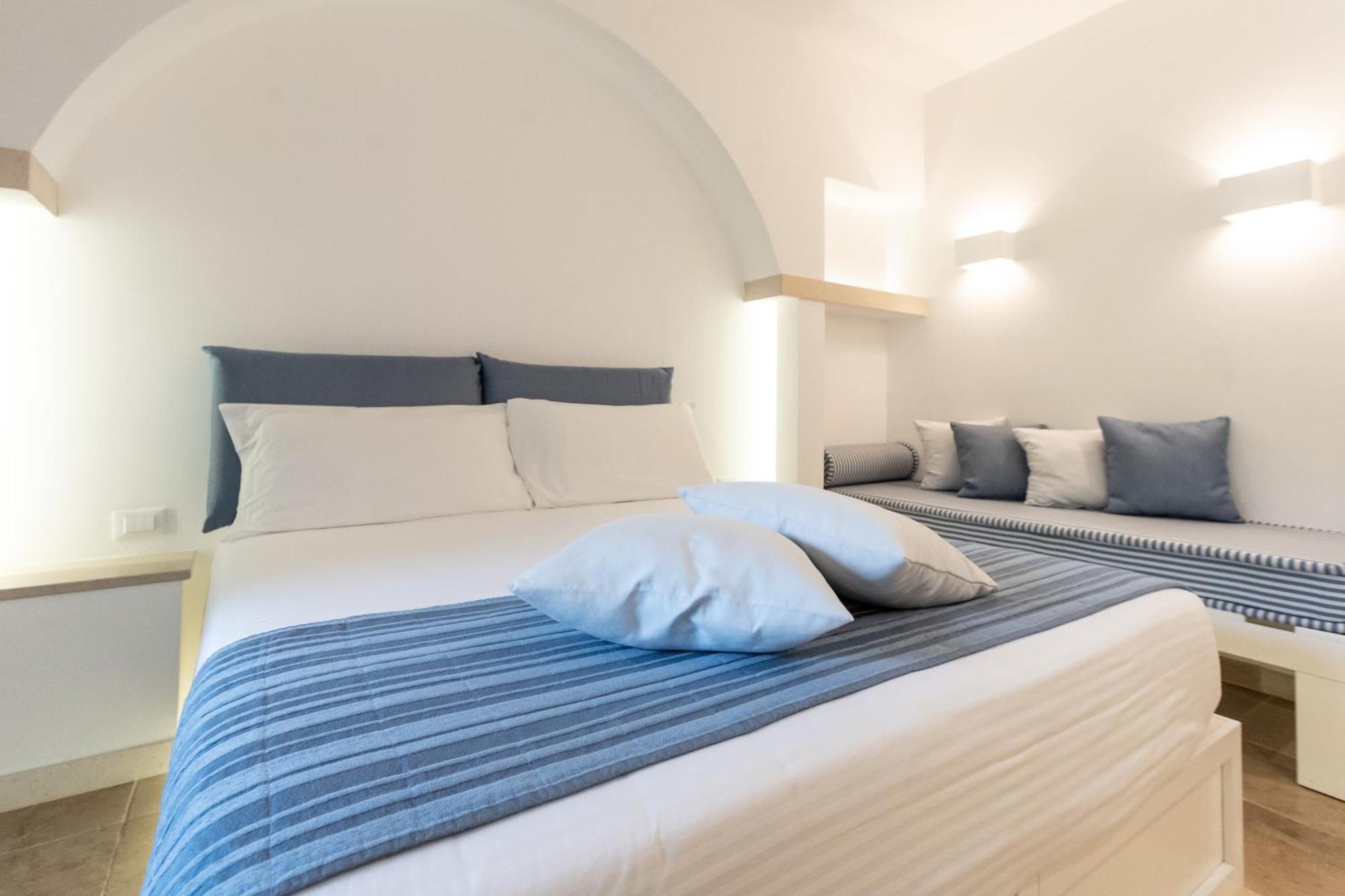 Premium Quadruple Room,1651732576:JPEG