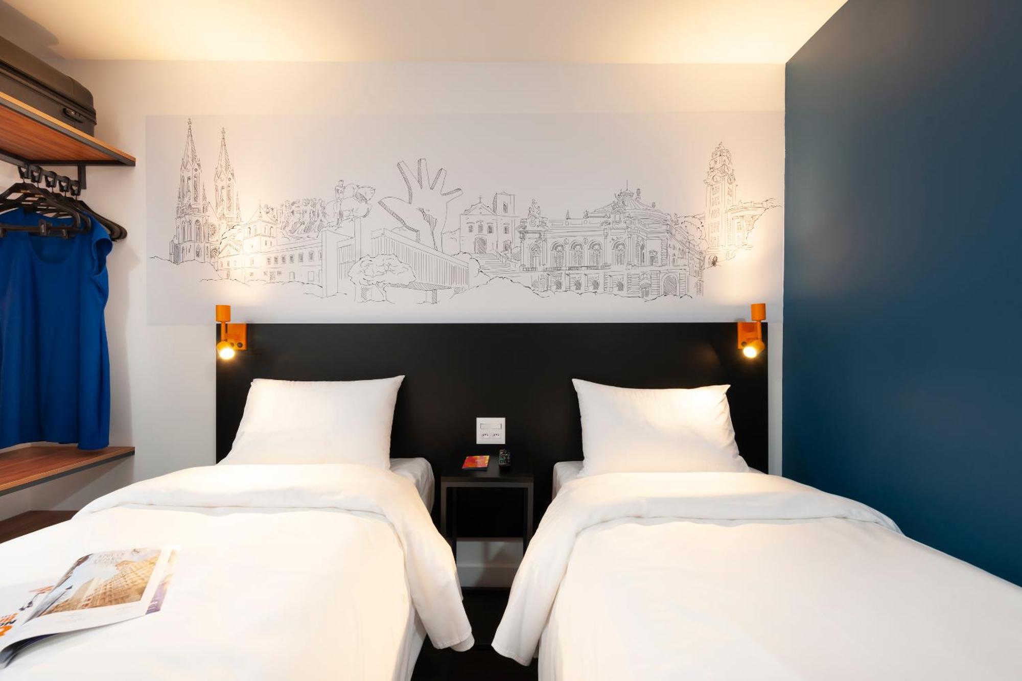 Quarto Standard com 2 Camas de Solteiro