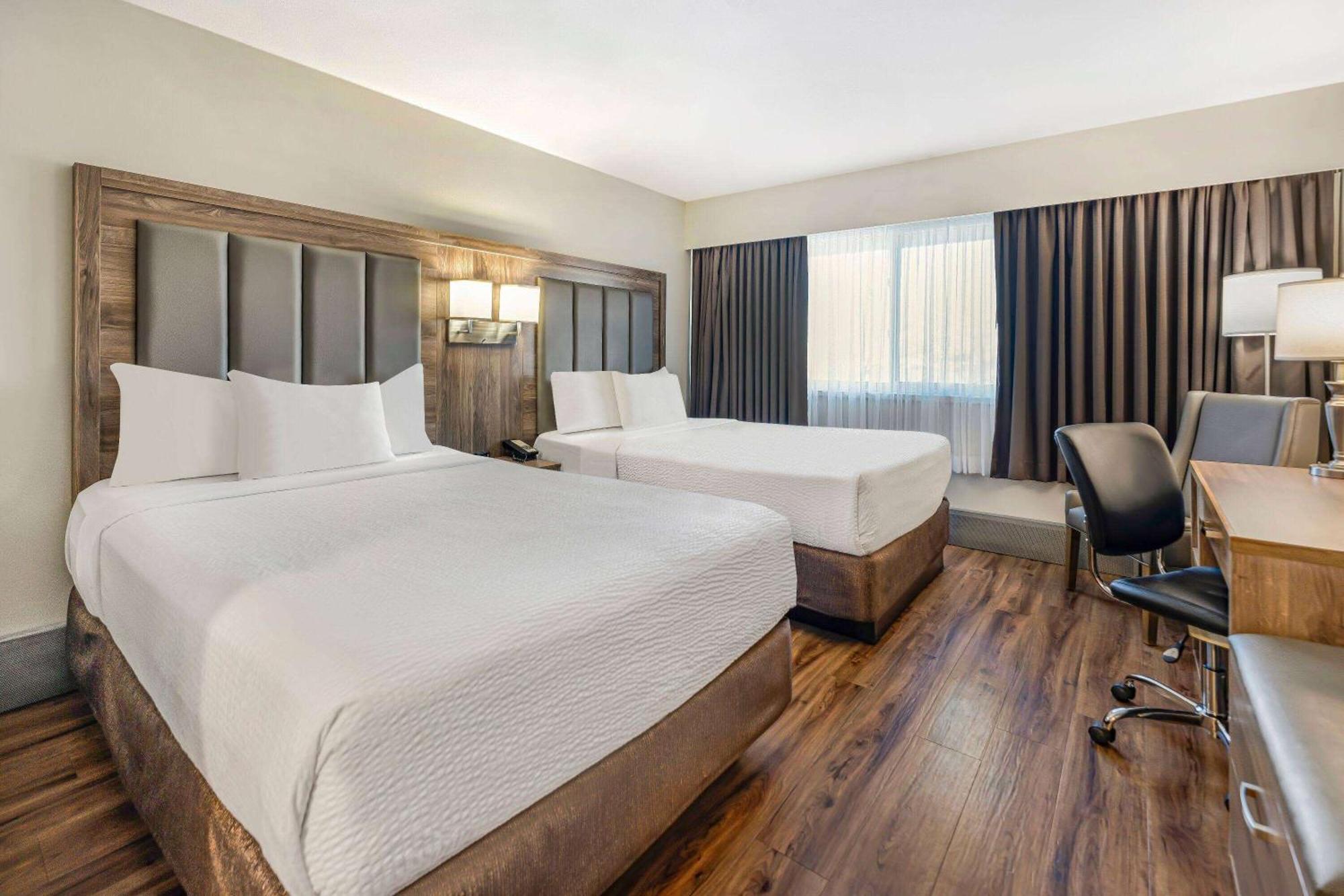 Standard Doppelzimmer mit Straßenblick