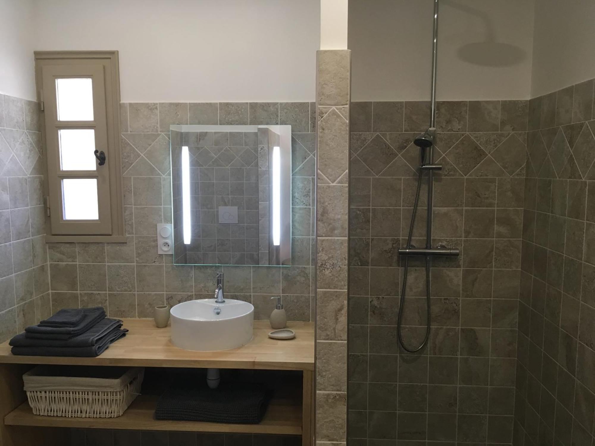 Chambre Double avec Salle de Bains Privative