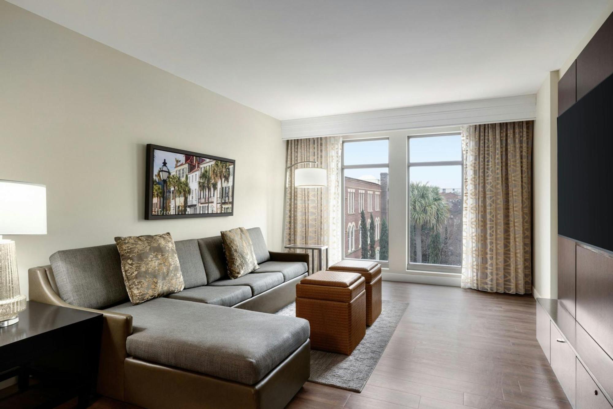 One-Bedroom King Suite with Sofa Bed,1654257804:JPEG