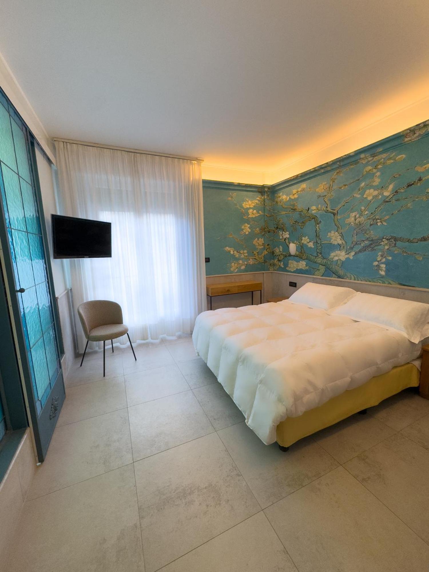 Double Room with Hill View,1655275178:JPEG