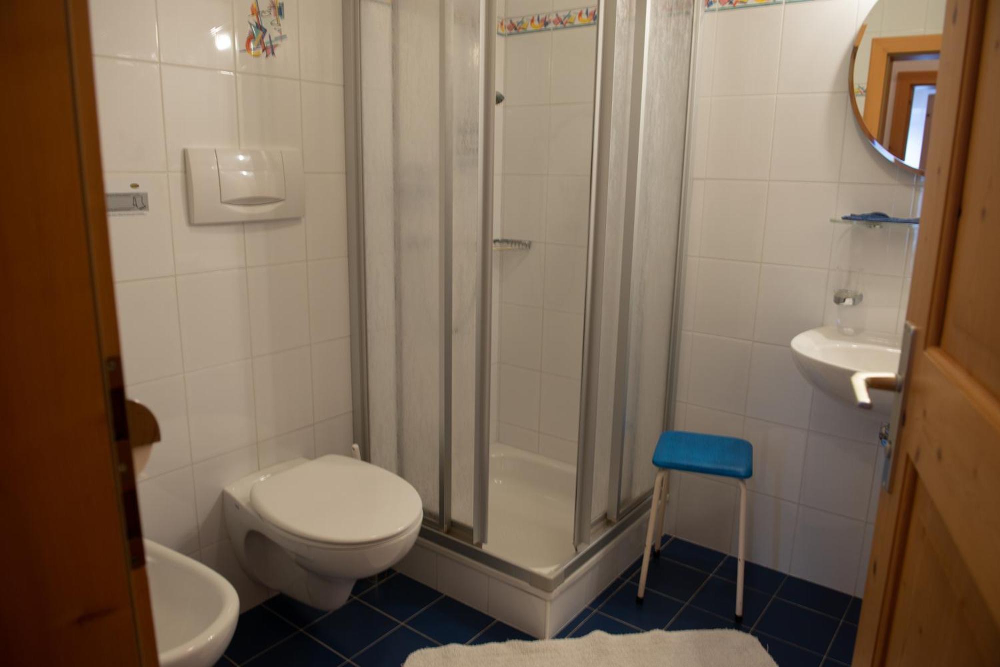 One-Bedroom Apartment with Balcony,1657169078:JPEG