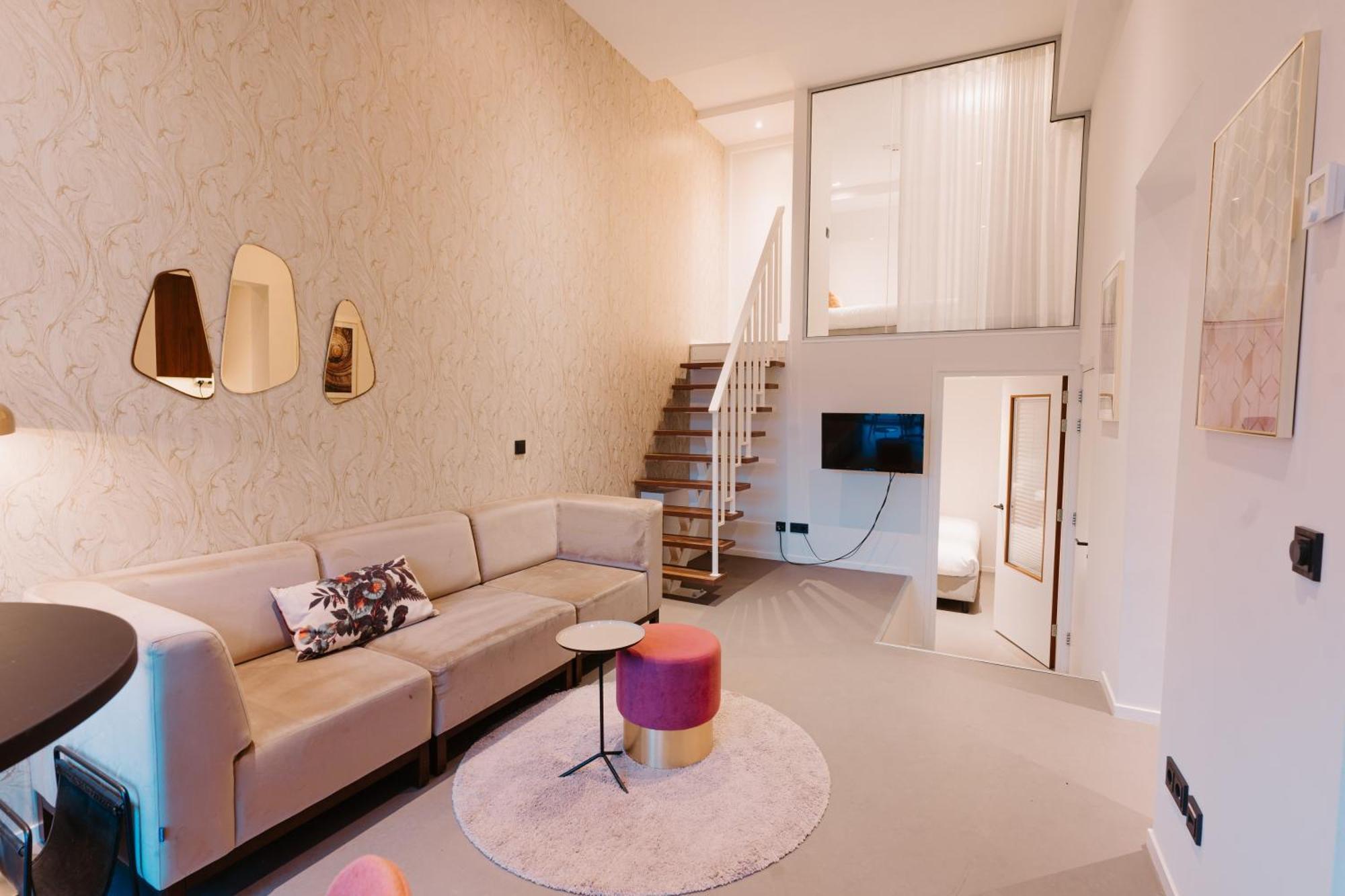 Triple Loft