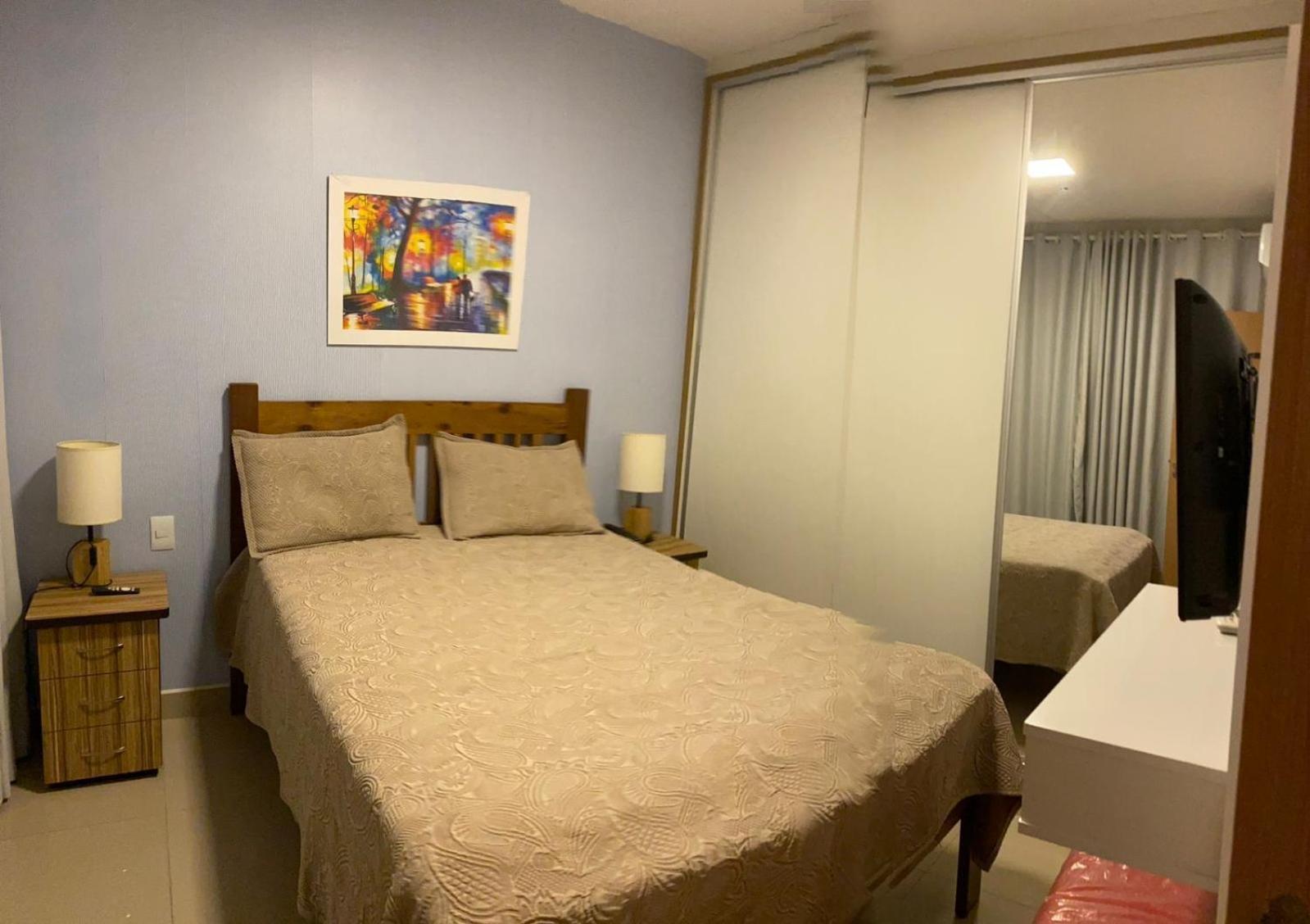 Quarto Deluxe com Cama de Casal ou 2 de Solteiro