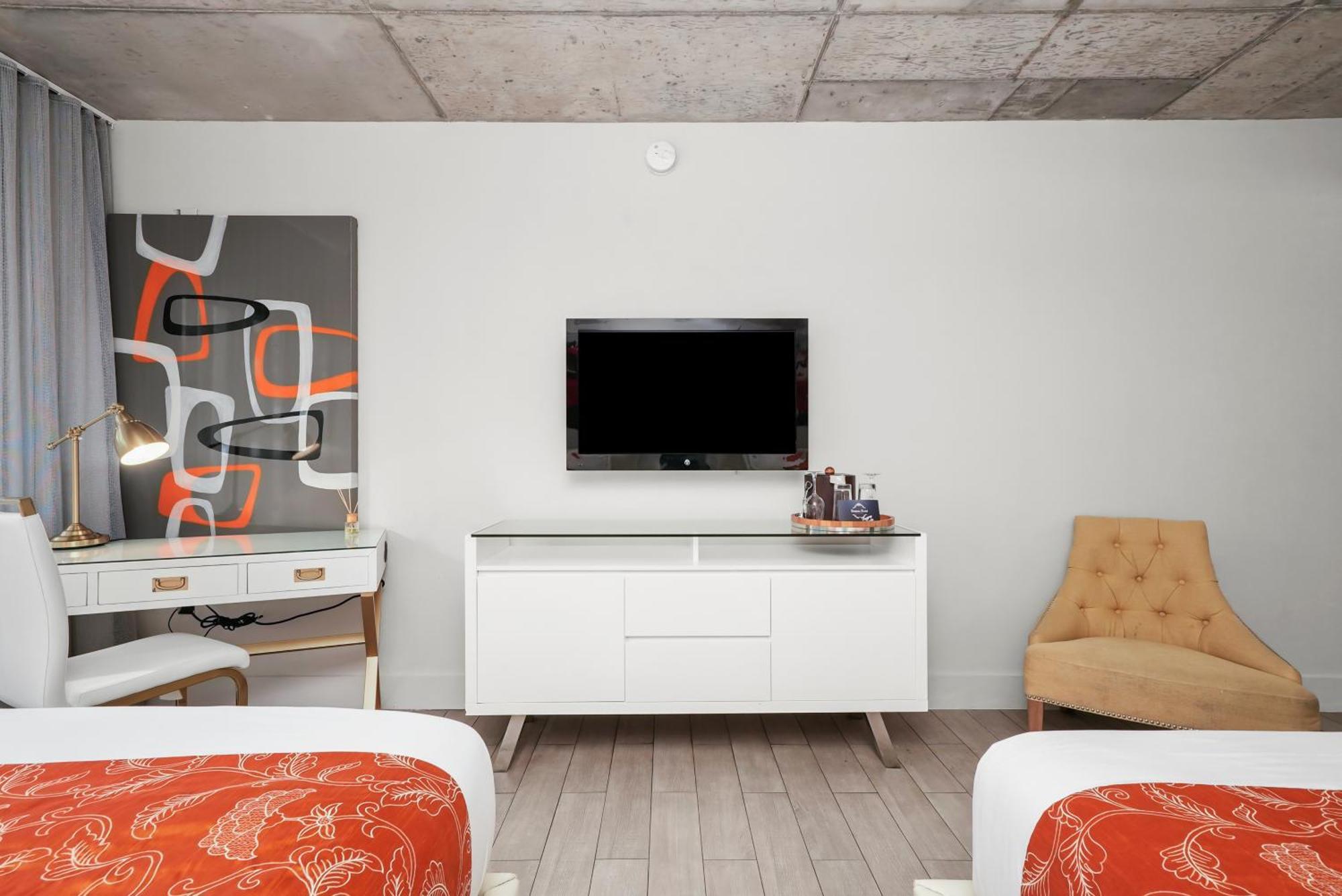 Superior Double Queen Balcony,1658071132:JPEG